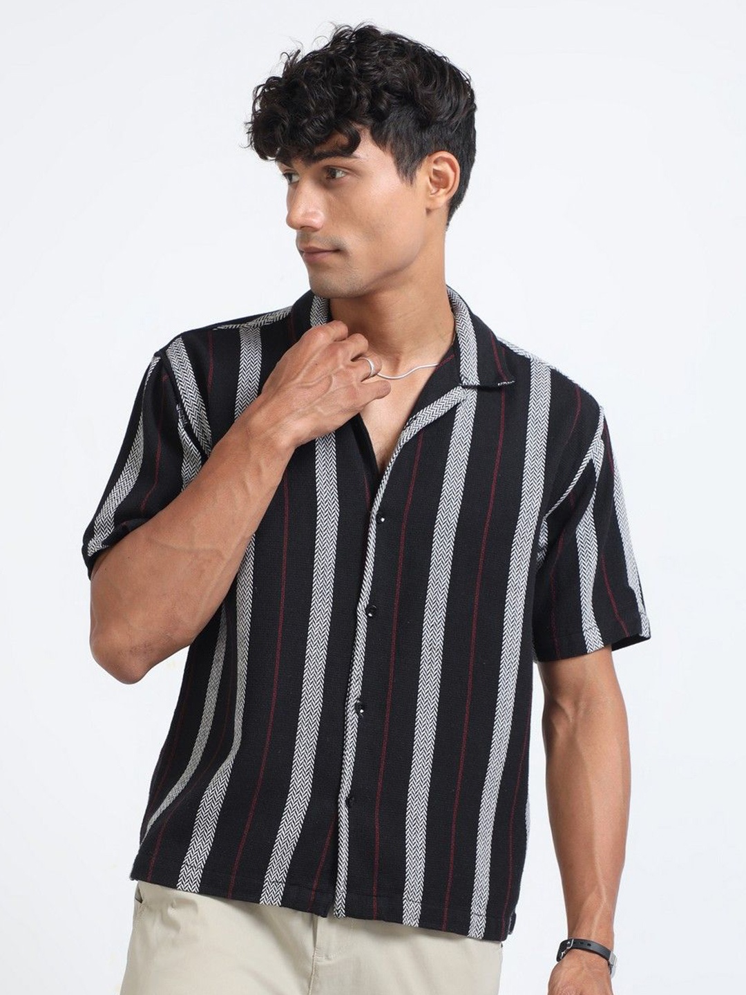 

NEVER NEUD Men Relaxed Striped Jacquard Oversized Casual Shirt, Black