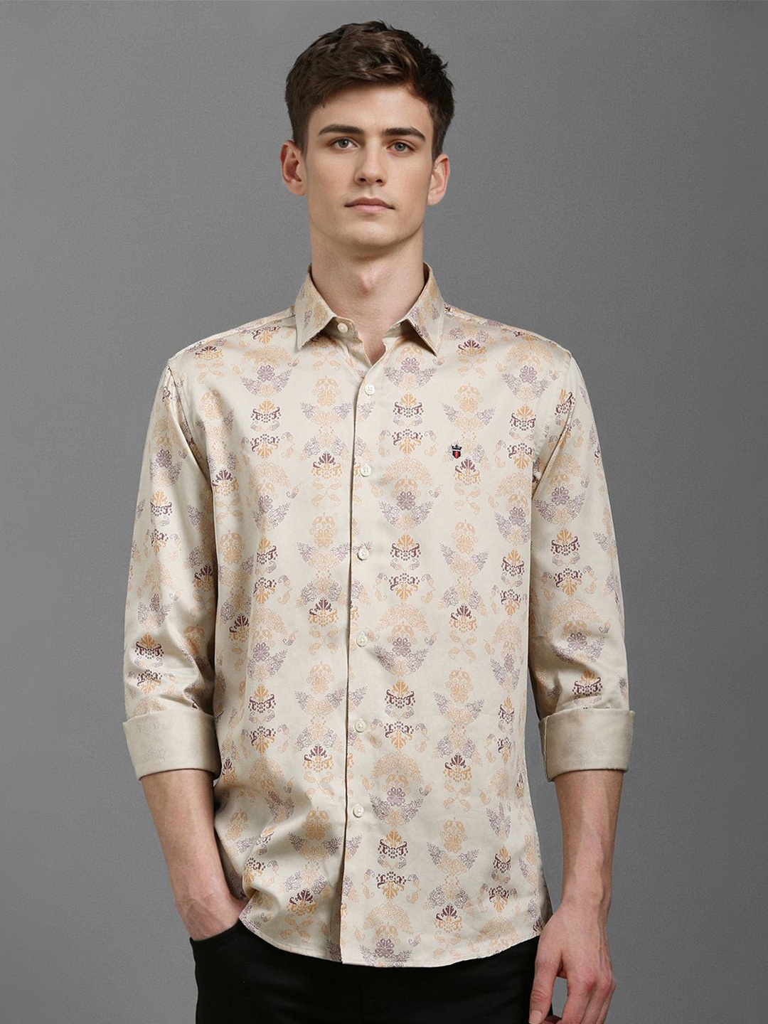 

Louis Philippe Sport Men Slim Fit Floral Opaque Printed Casual Shirt, Cream