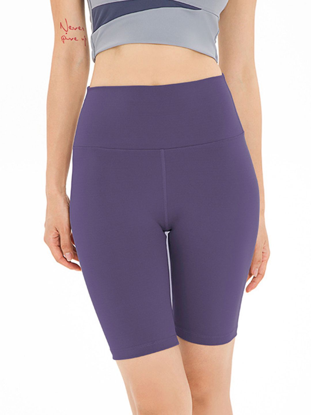 

StyleCast Women Solid Mid-Rise Shorts, Purple