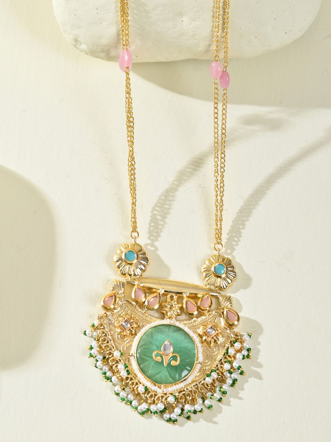 

DASTOOR Gold-Plated Geometric Designer Pendant