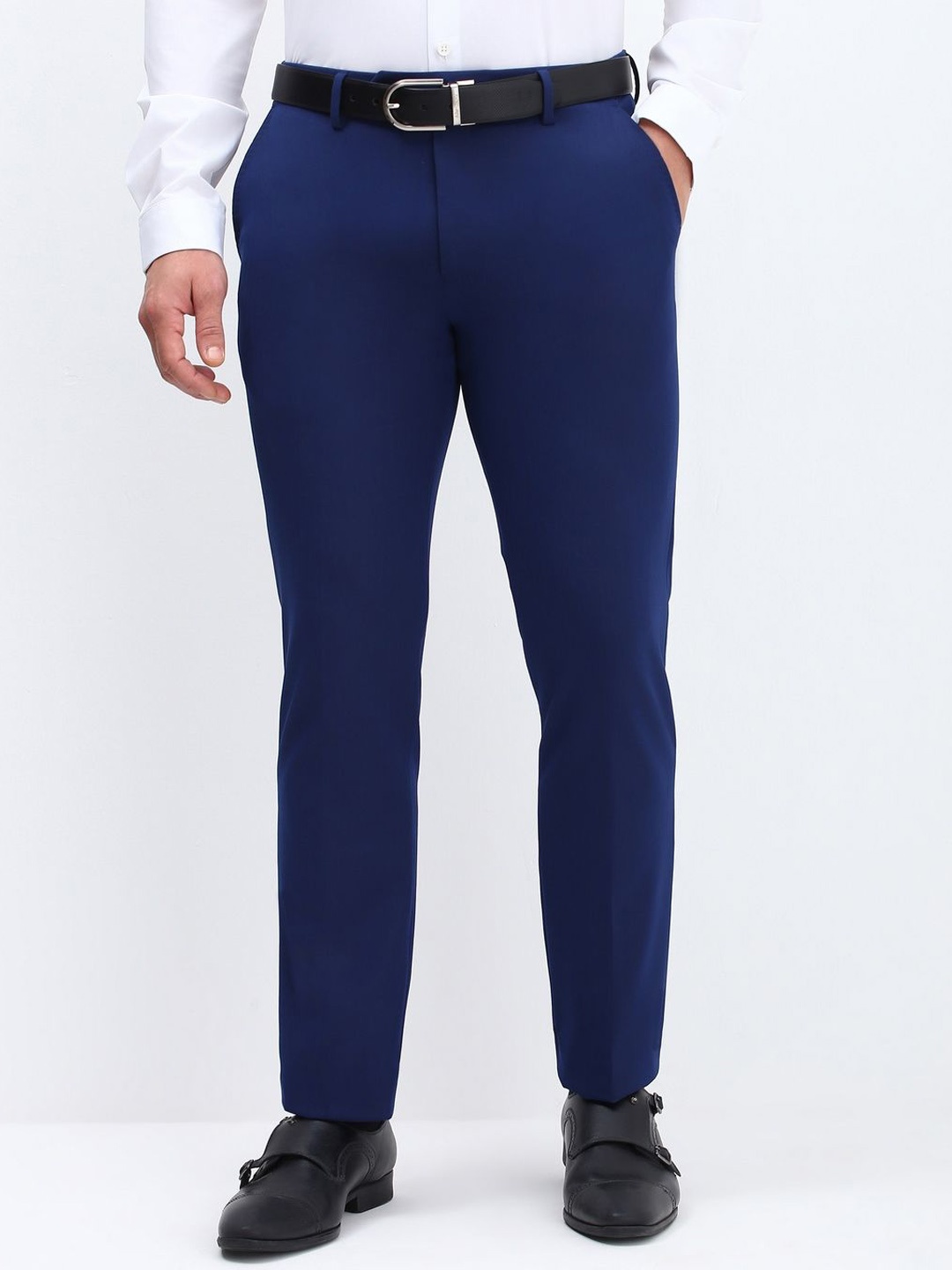 

Allen Solly Sport Men Slim Fit Trousers, Blue