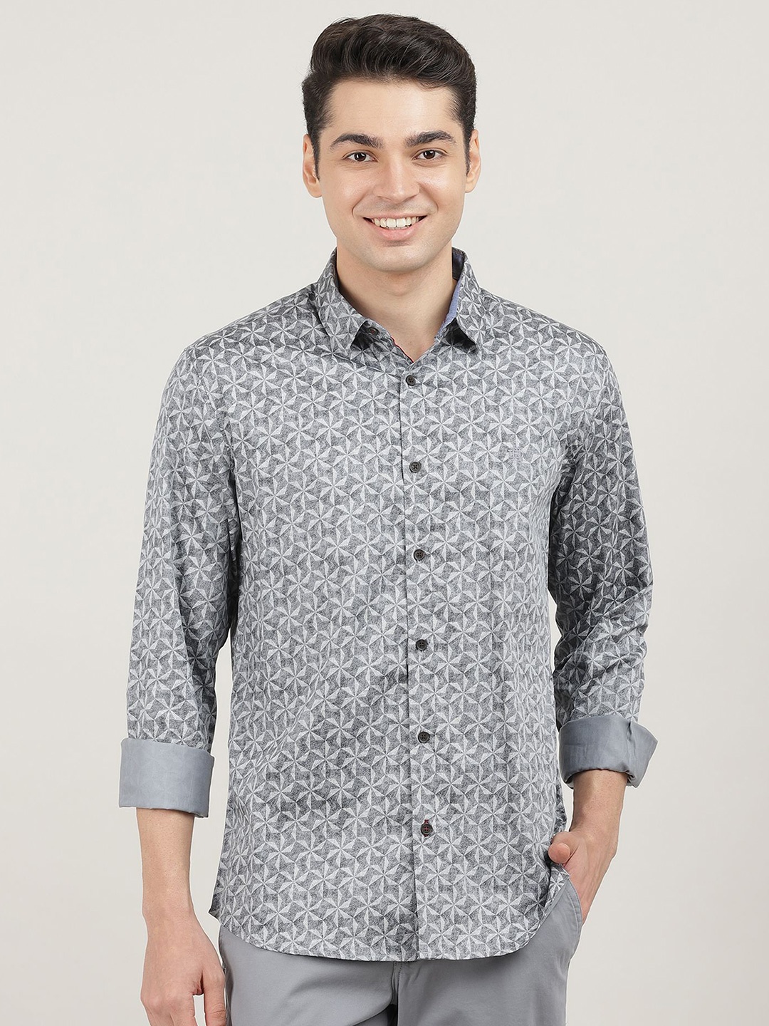 

DRAGON HILL Men Classic Slim Fit Opaque Printed Casual Shirt, Grey