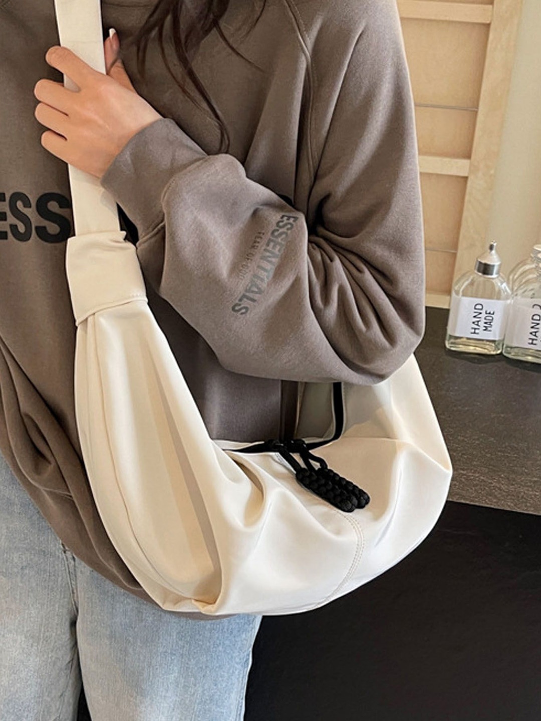 

StyleCast White Stylish Crossbody Bag