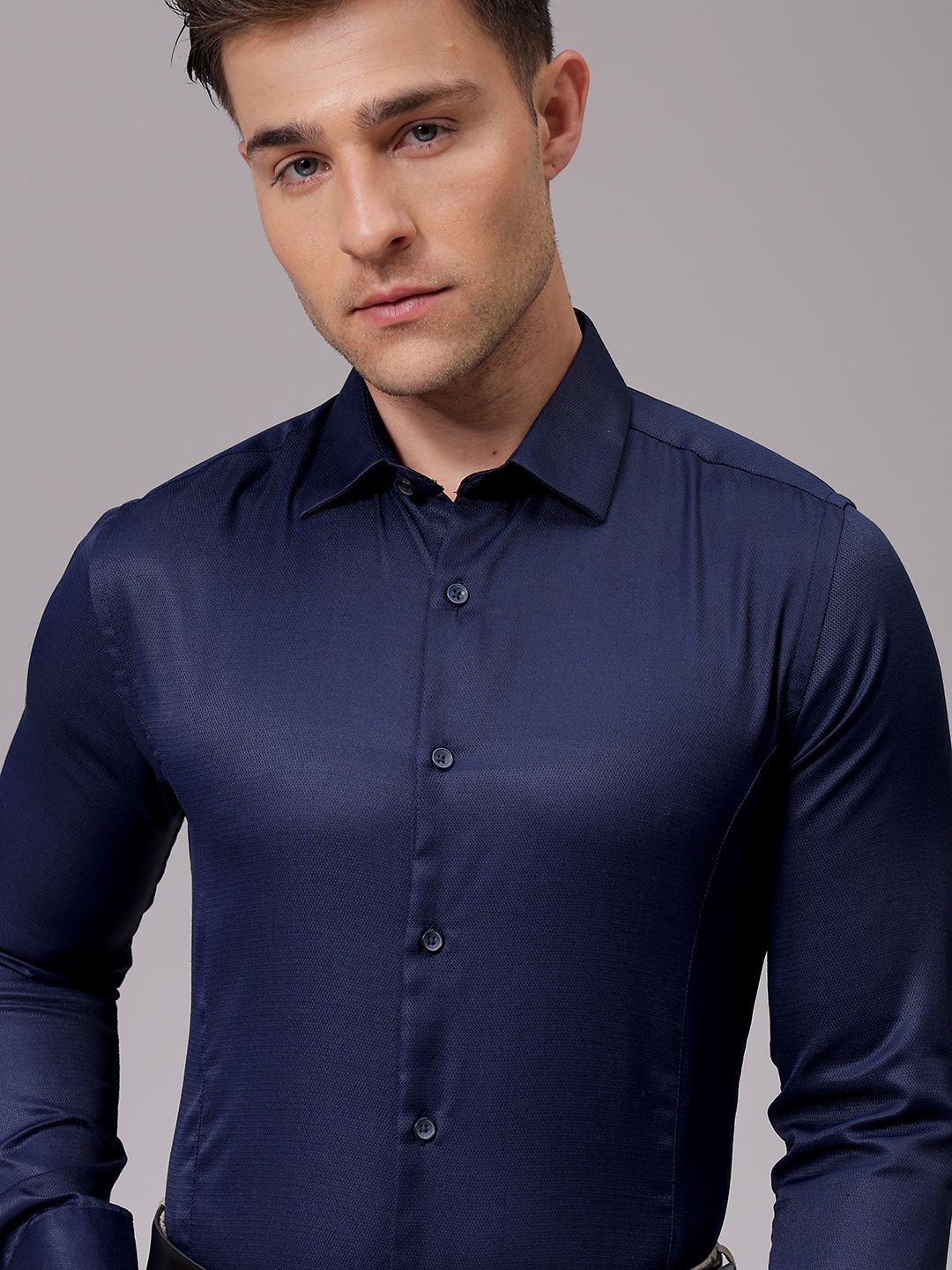 

The Indian Garage Co. X Luxe Men Slim Fit Opaque Formal Shirt, Blue