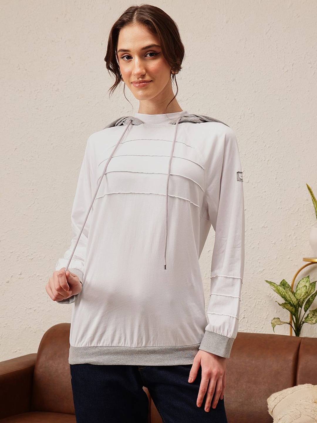 

QUIERO Women Striped Drop-Shoulder Sleeves Bio Finish Cut Outs T-shirt, White
