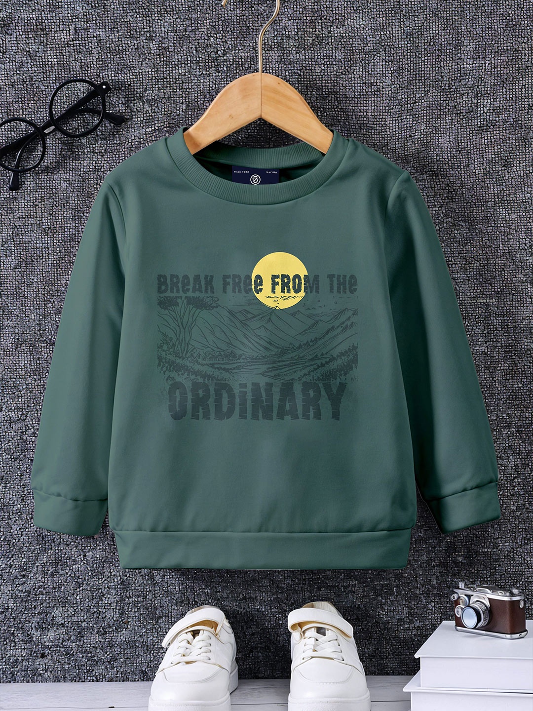 

CODEZ Boys Typography Printed Sweatshirt, Green