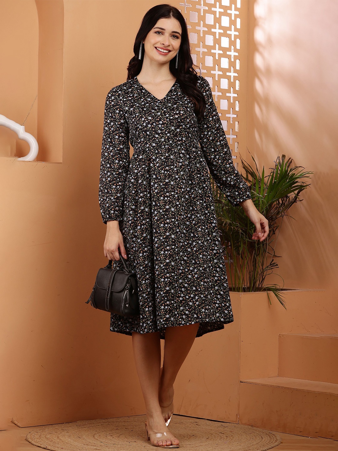 

RIG-TIE Floral Print Bell Sleeve Fit & Flare Dress, Black