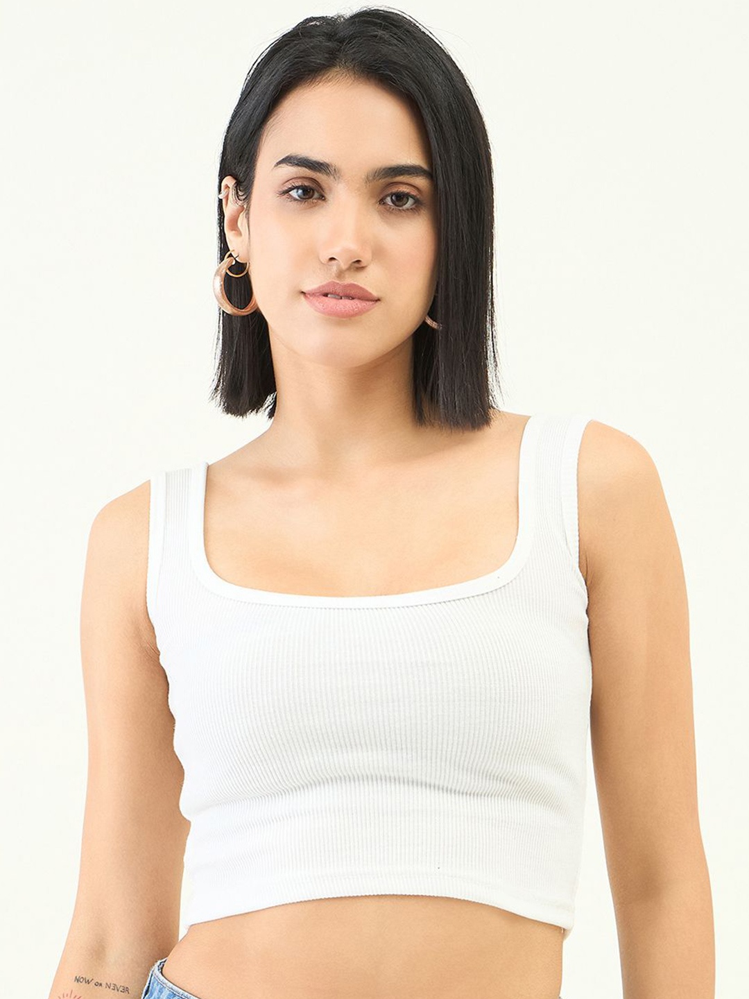 

bearbrother Square Neck Sleeveless Regular Fit Crop Tank Top, White