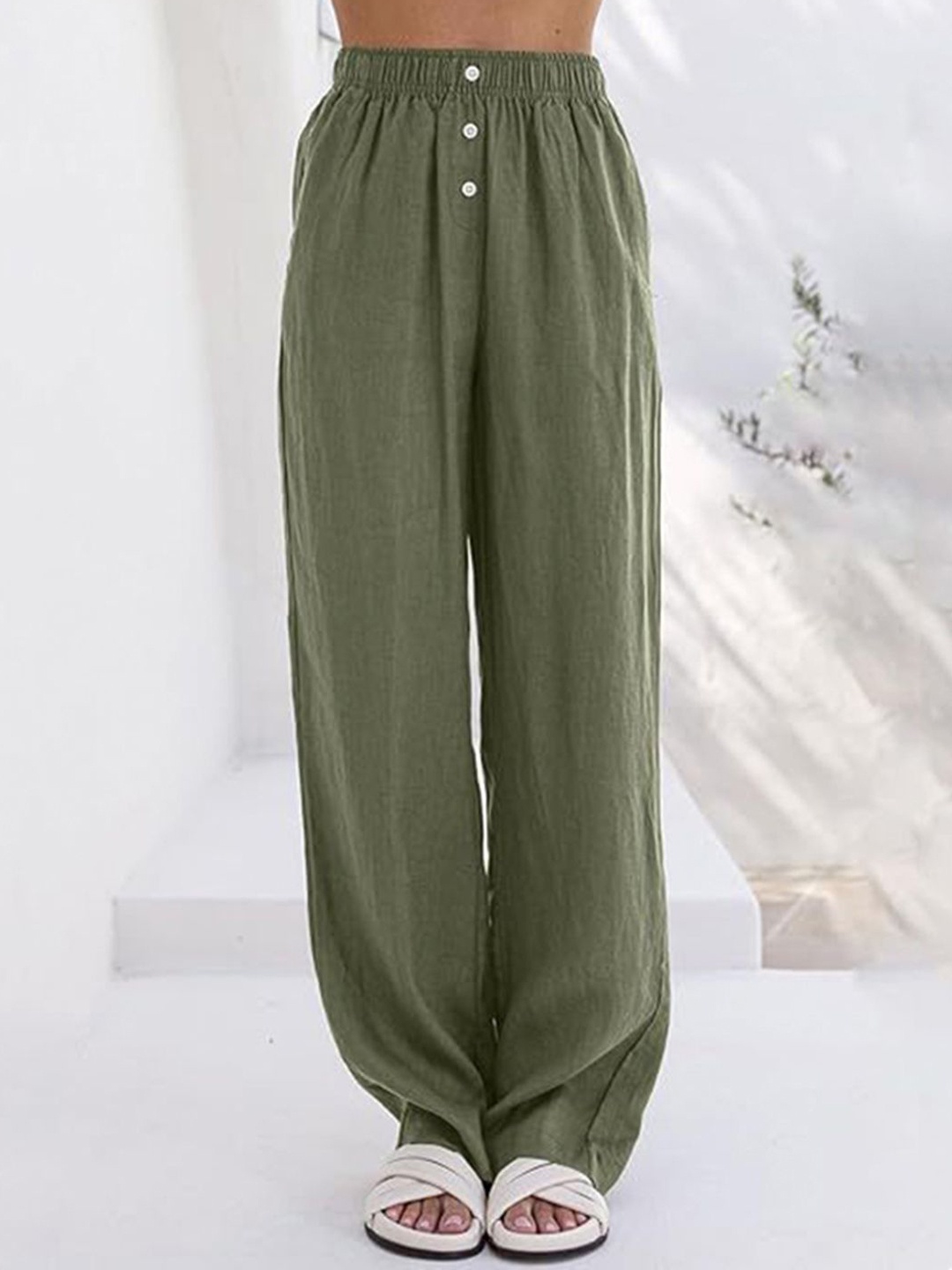 

StyleCast Women High-Rise Straight Fit Parallel Trousers, Green