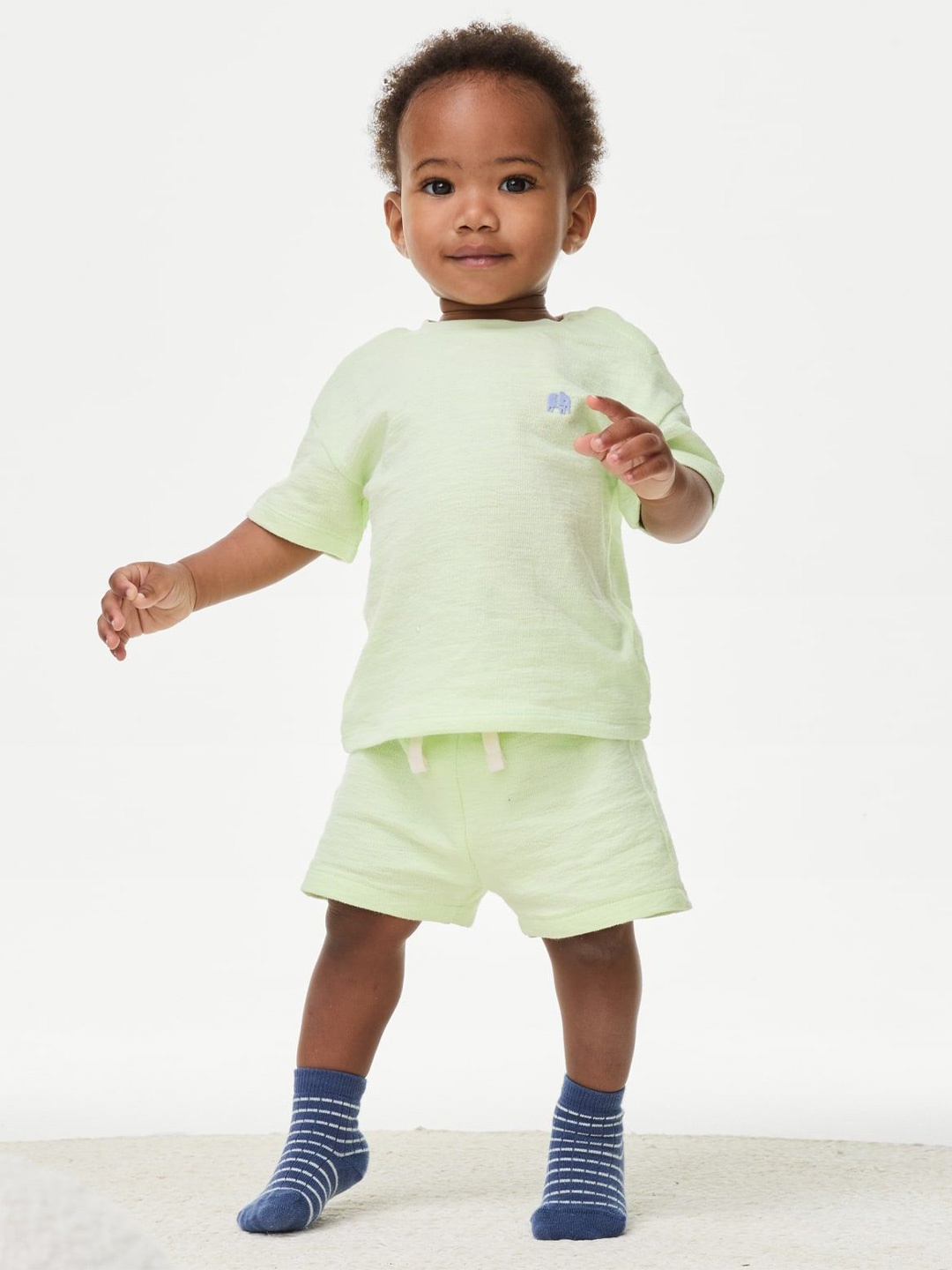 

Marks & Spencer Boys T-shirt with Shorts, Green