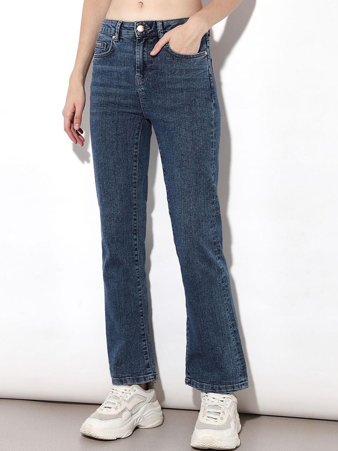 

ONLY Women Flared Heavy Fade Stretchable Jeans, Blue