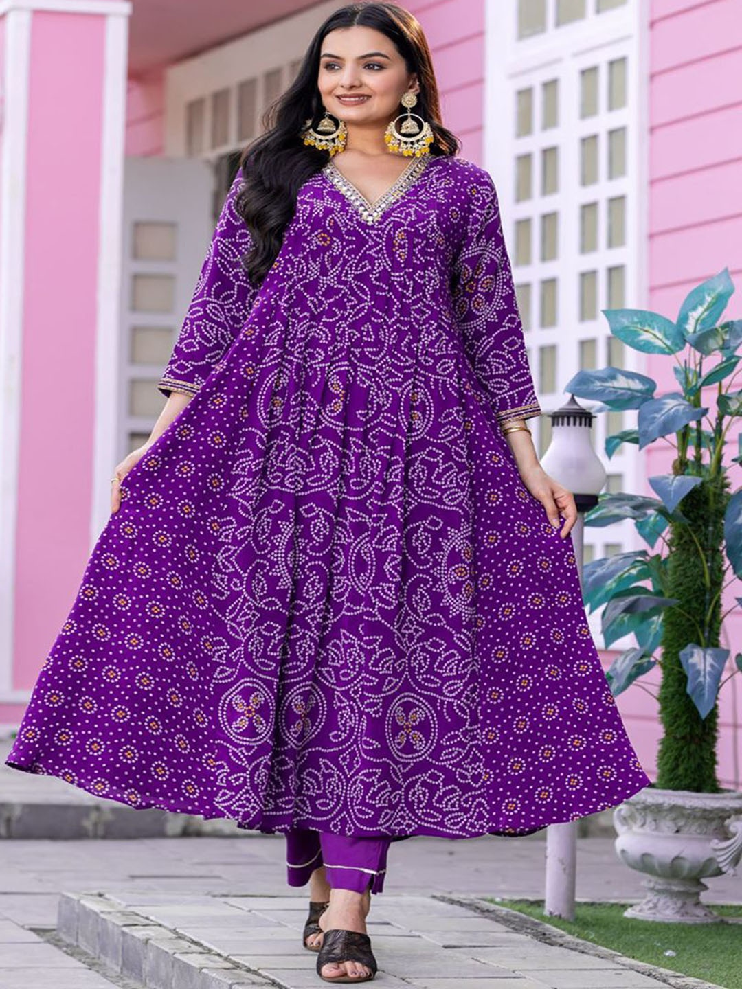 

PIRRA DESIGNS Women Bandhani Printed Panelled Mirror Work Silk Crepe Kurta with Trousers, Purple