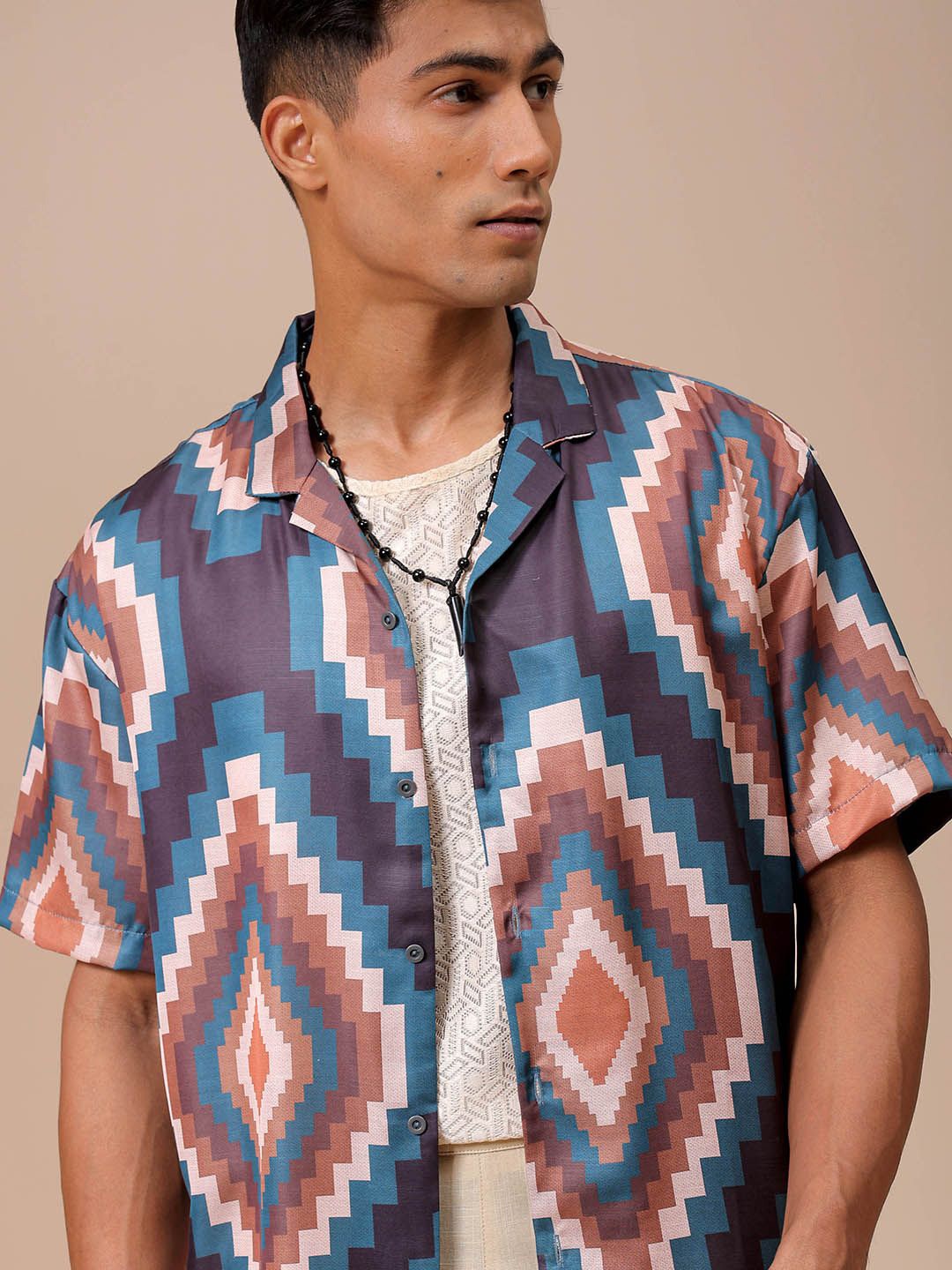 

The Indian Garage Co Men Relaxed Fit Indie Printed Resortwear Shirt, Black