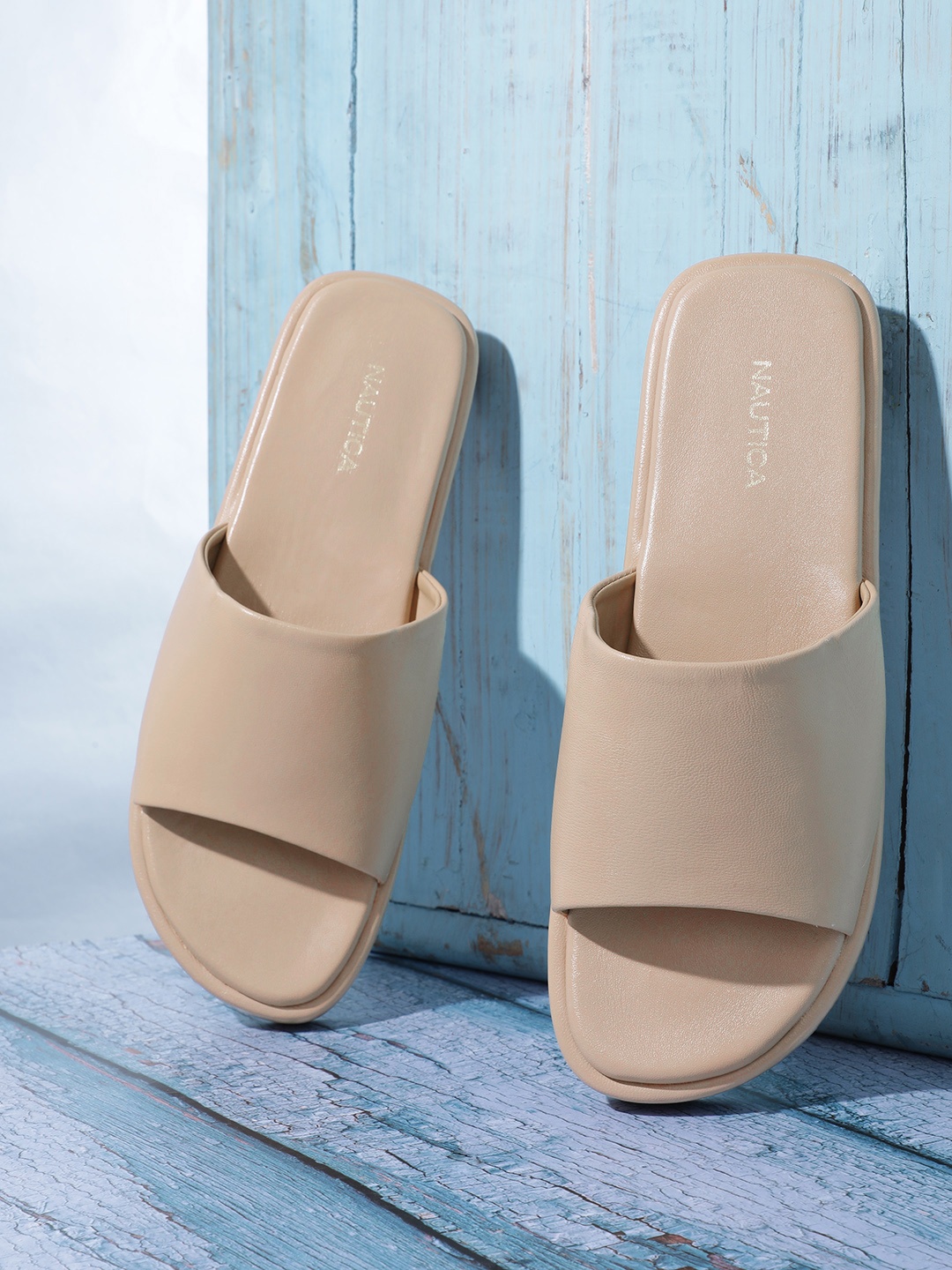 

Nautica Solid Comfort Heels, Beige