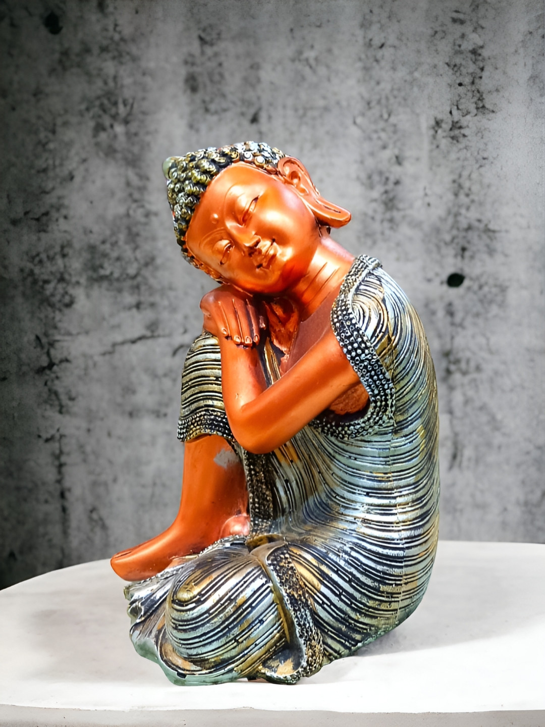 

Vrinban International Multicoloured Figurine Showpiece, Silver