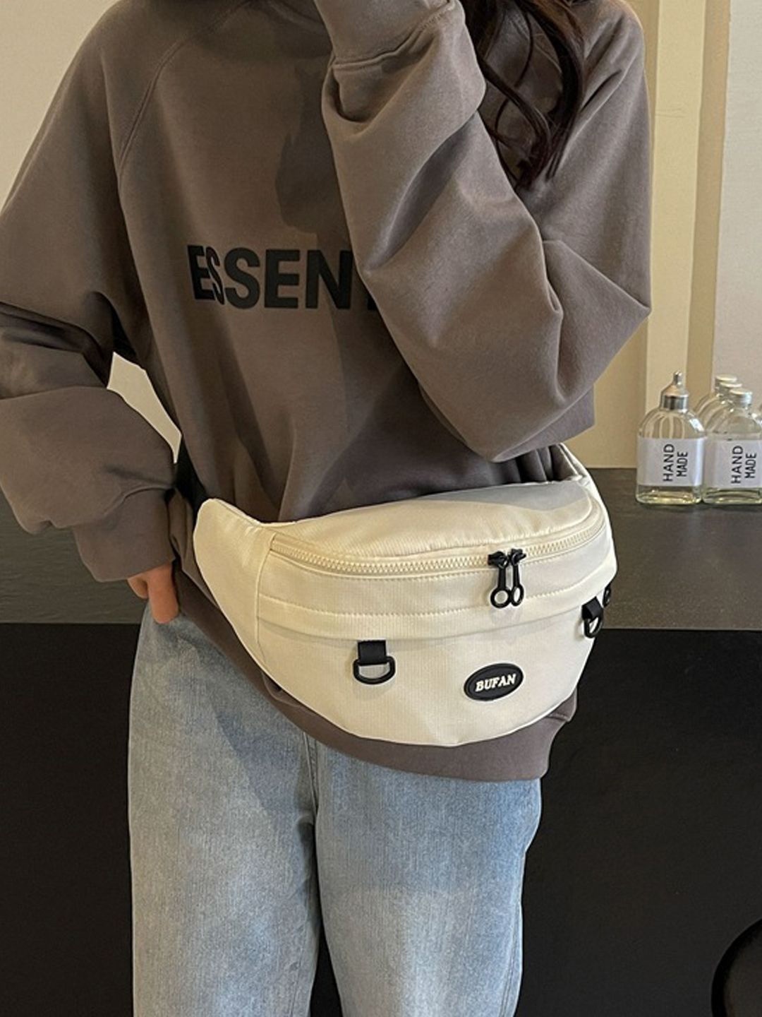 

StyleCast White Stylish Crossbody Bag
