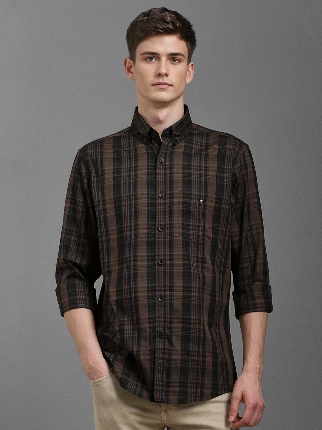 

Louis Philippe Sport Men Slim Fit Opaque Checked Casual Shirt, Brown