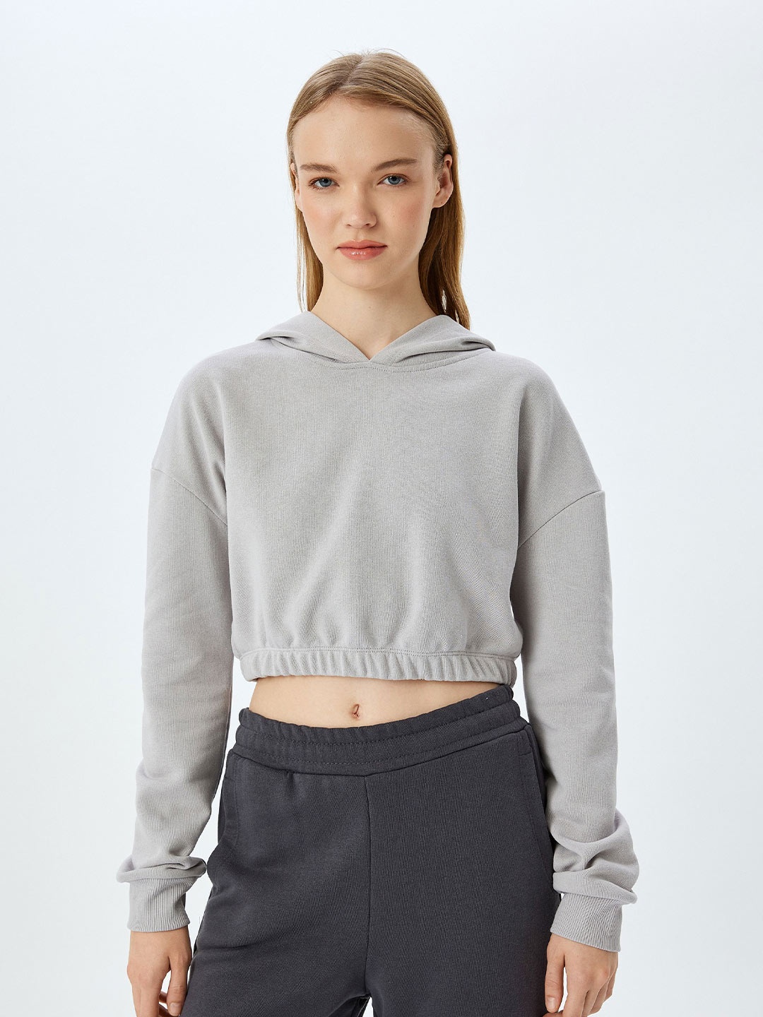 

Koton Women Hooded Crop Pullover Sweatshirt, Grey