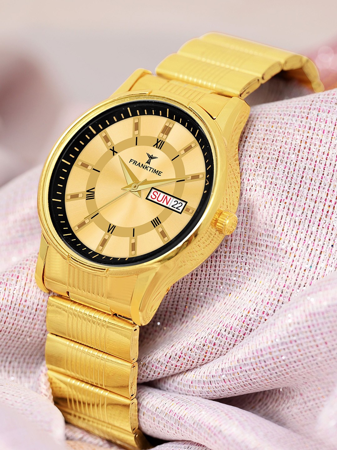 

Franktime Men Brass Embellished Dial & Stainless Steel Bracelet Analogue WatchFT-0052 GLD, Gold