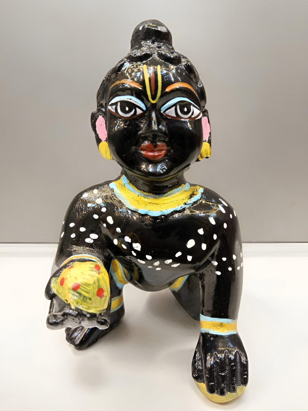 

Vrinban International Black Figurine Showpiece