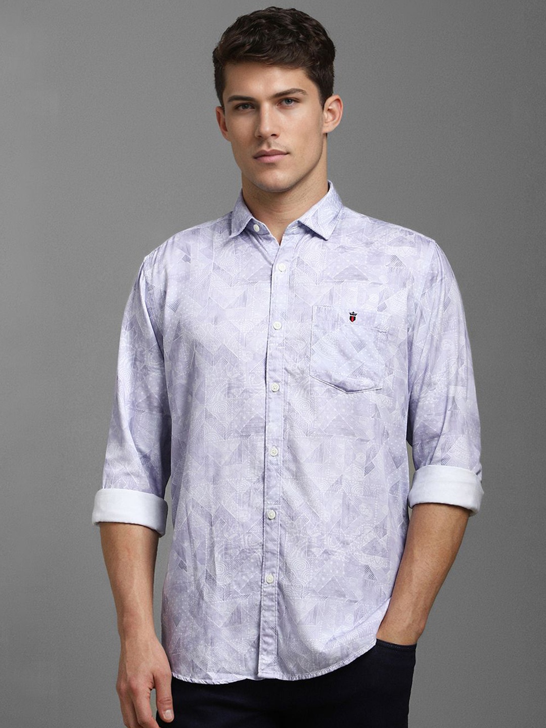 

Louis Philippe Jeans Men Spread Collar Geometric Printed Slim Fit Casual Shirt, Lavender