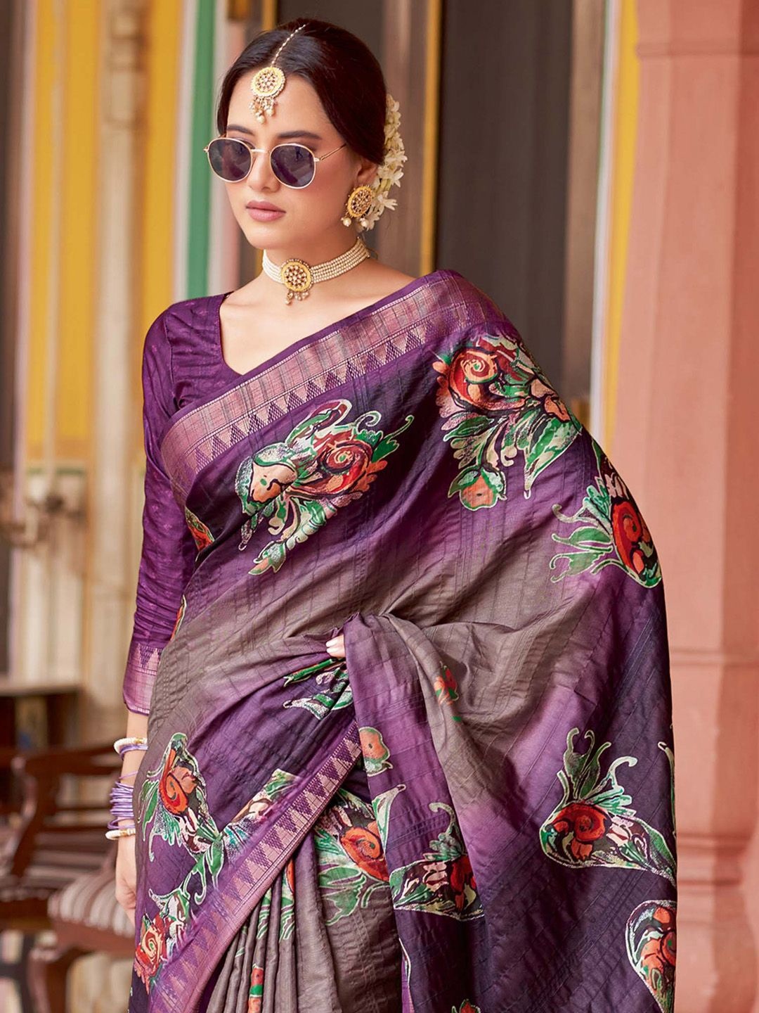 

Saree mall Ethnic Motifs Zari Silk Blend Sungudi Sarees, Purple