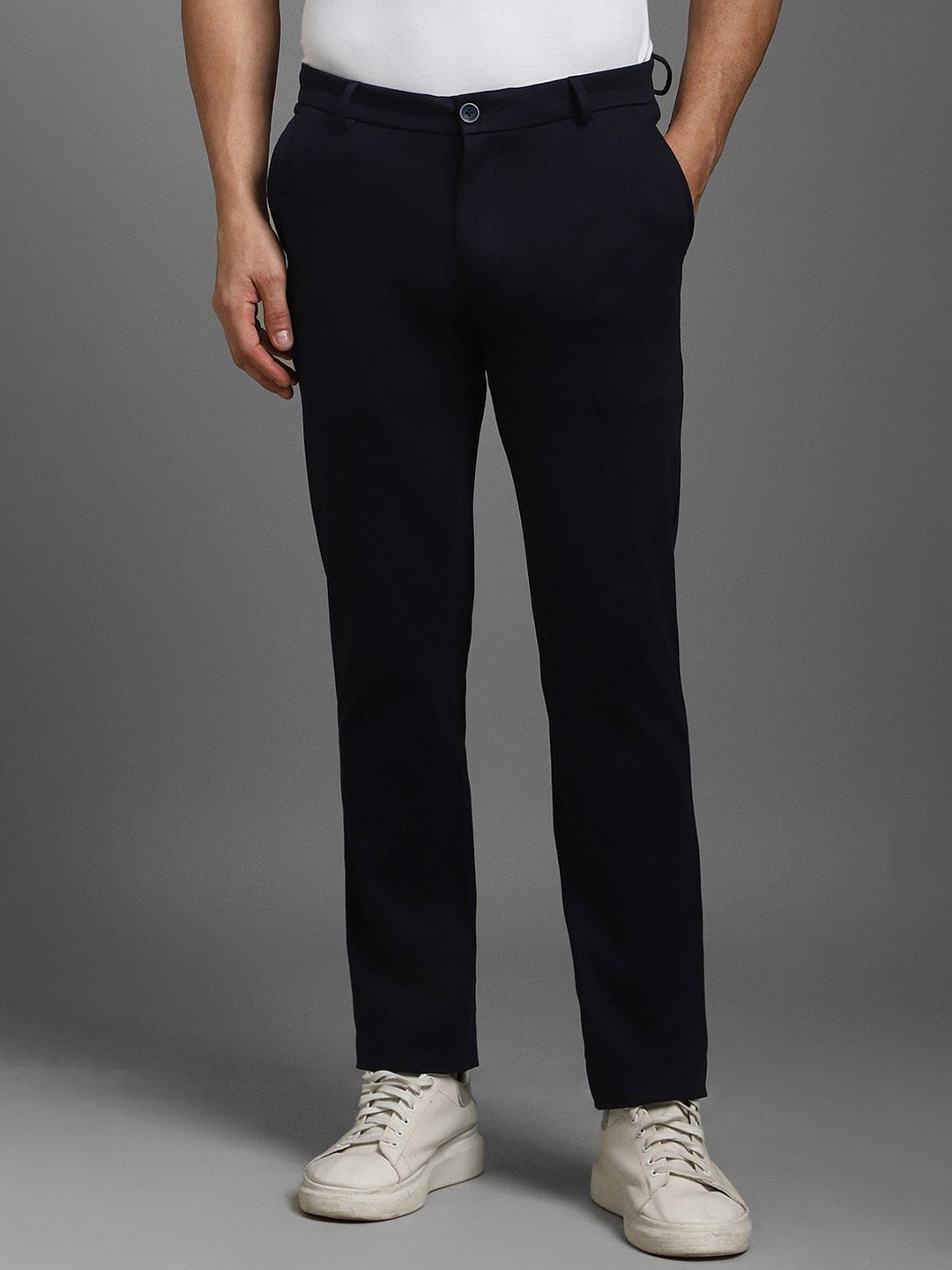 

Louis Philippe Sport Men Slim Fit Trousers, Navy blue