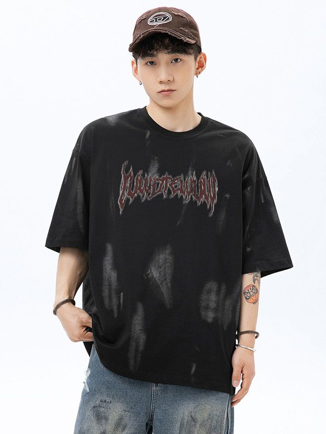 

HERE&NOW Men Printed V-Neck T-shirt, Black