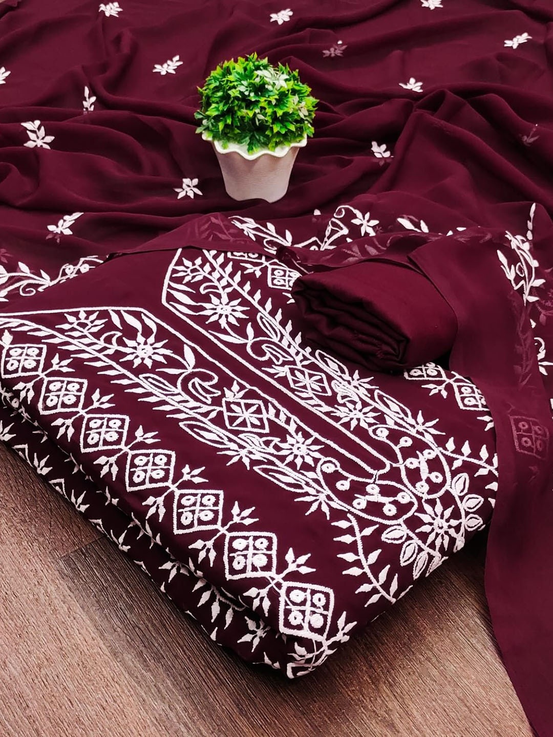 

mimi design Unstitched Dress Material, Maroon