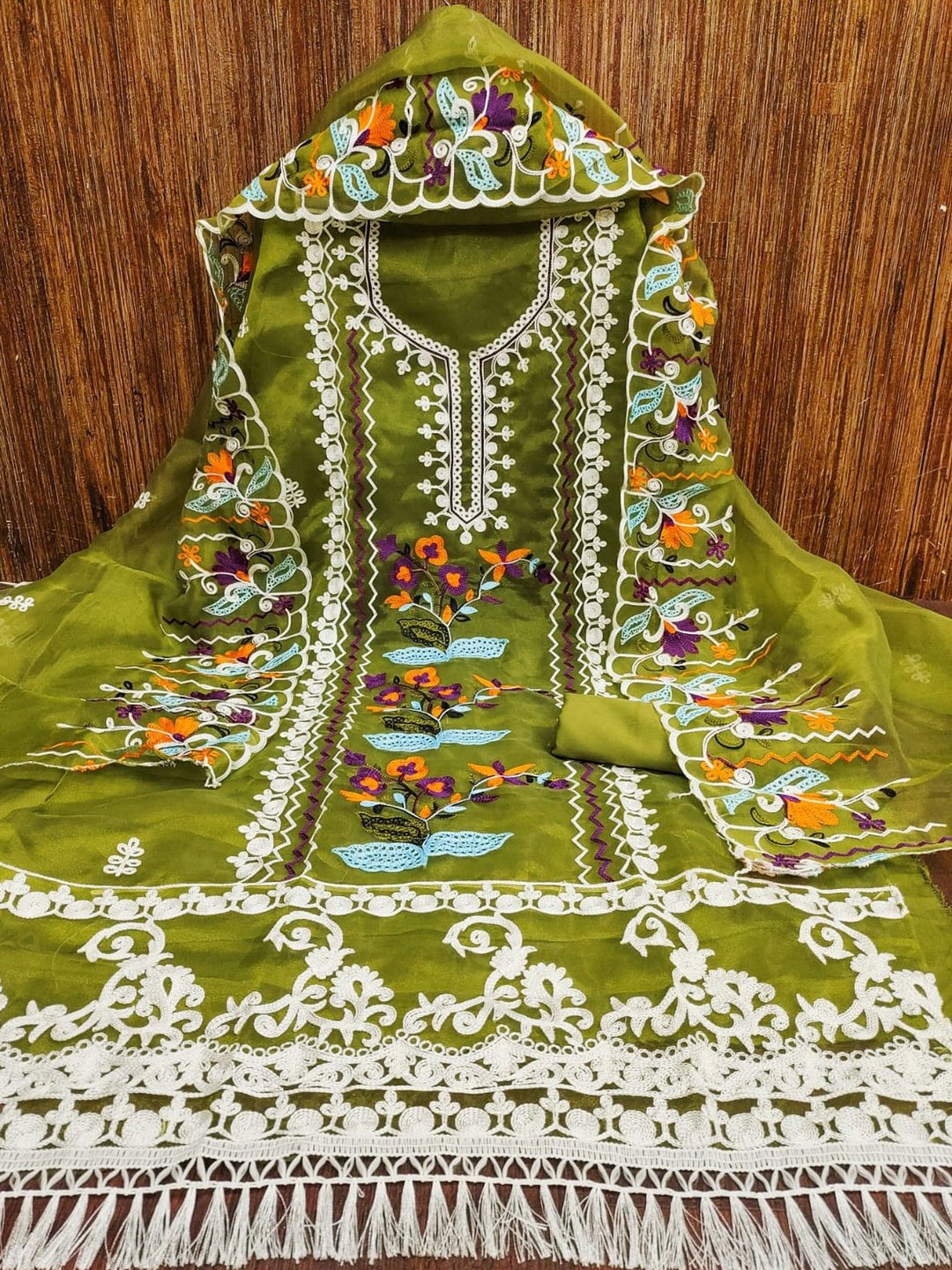 

mimi design Organza Unstitched Dress Material, Green