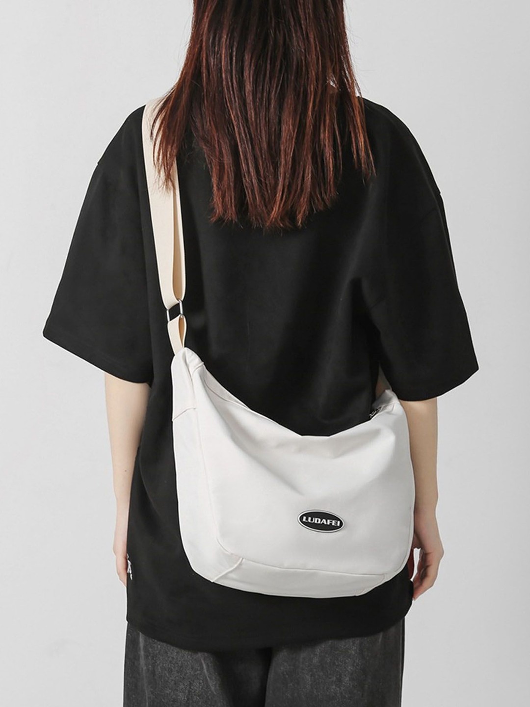 

StyleCast White Solid Stylish Side Bag