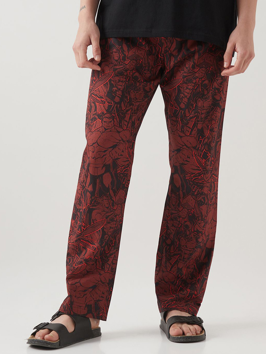 

Bewakoof Men Official Marvel Merchandise Avengers Printed Lounge Pants, Red