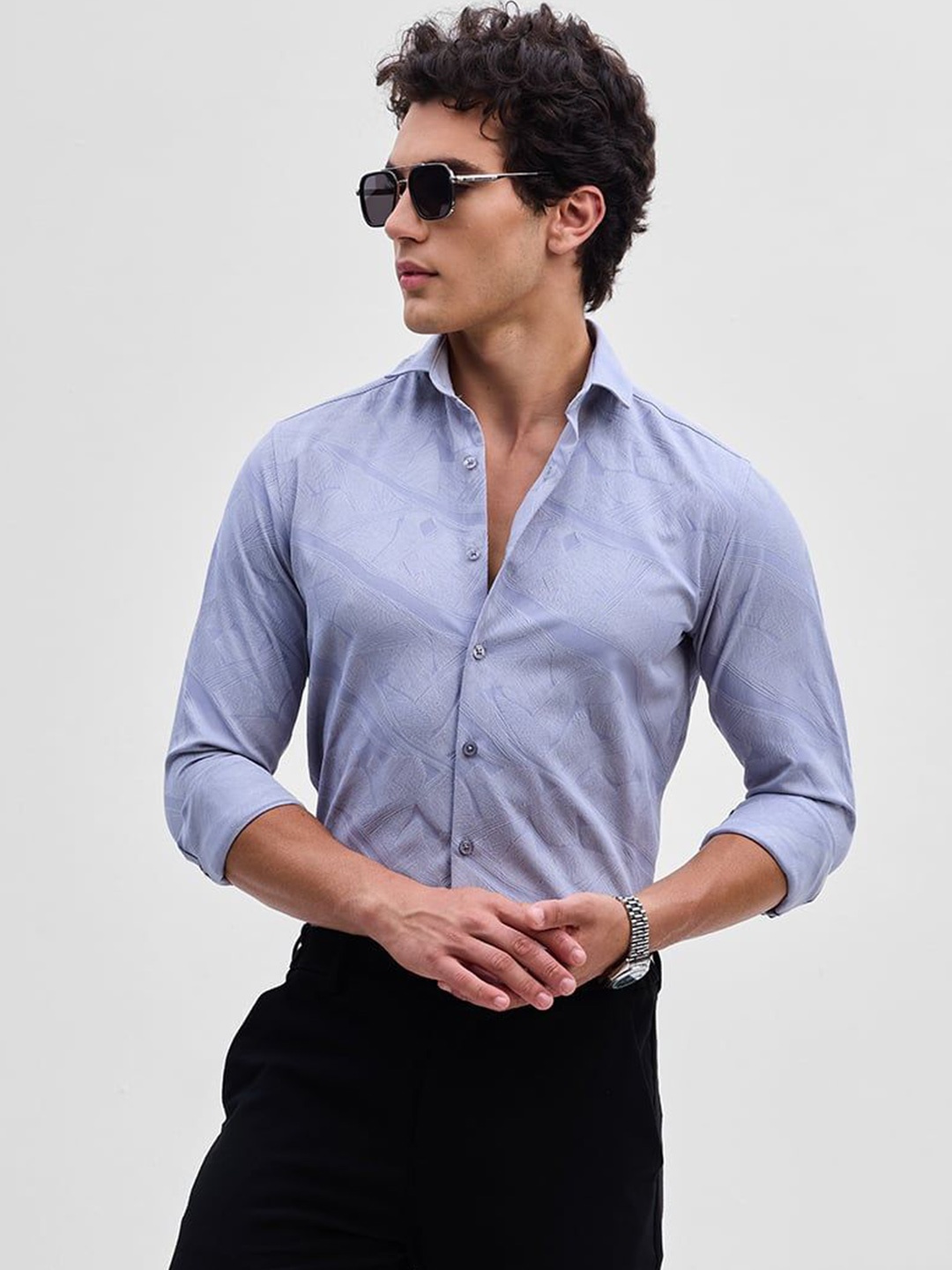 

Snitch Men Smart Spread Collar Textured Slim Fit Formal Shirt, Purple