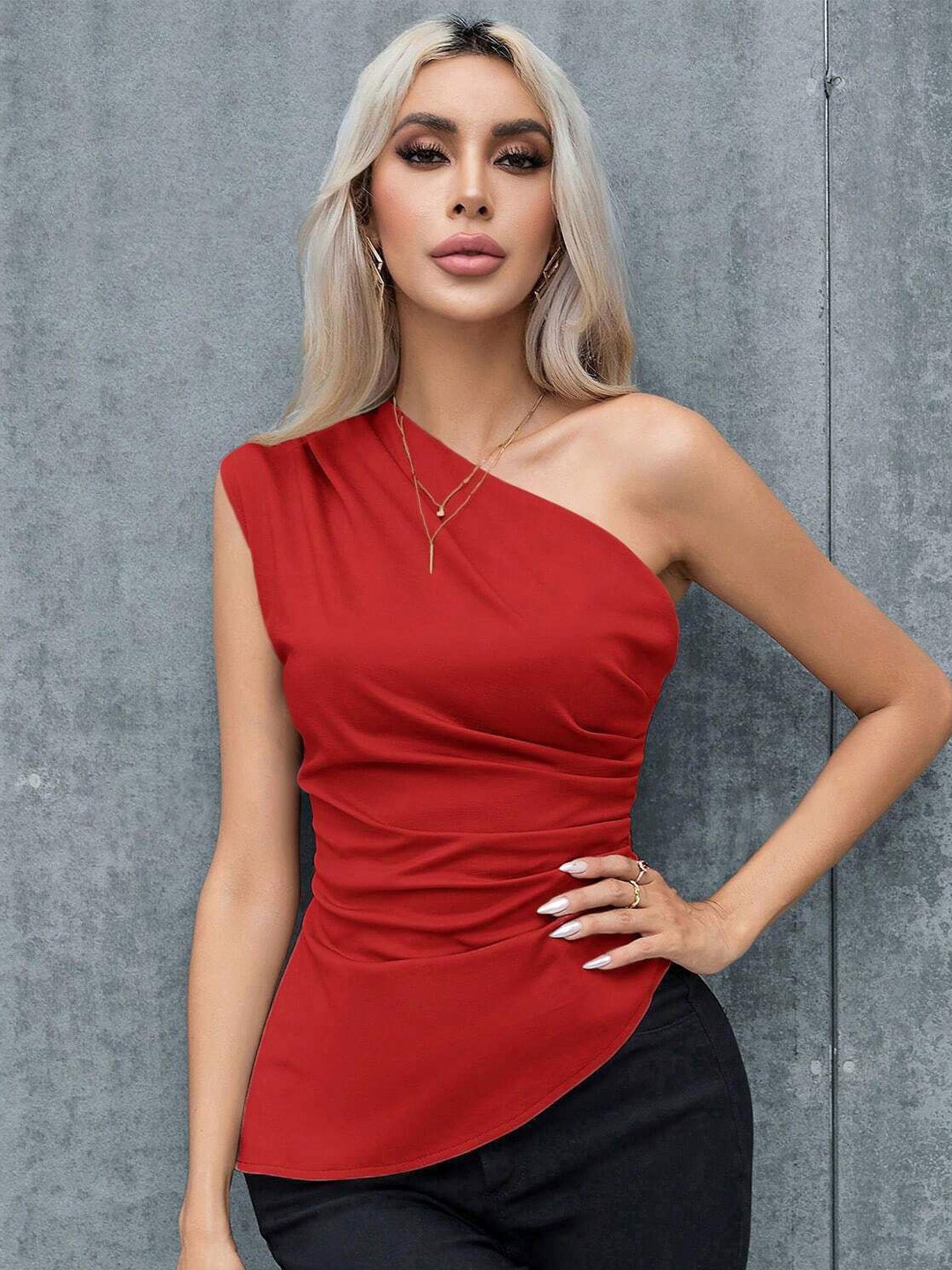 

Stylecast X Slyck One Shoulder Fitted Top, Red