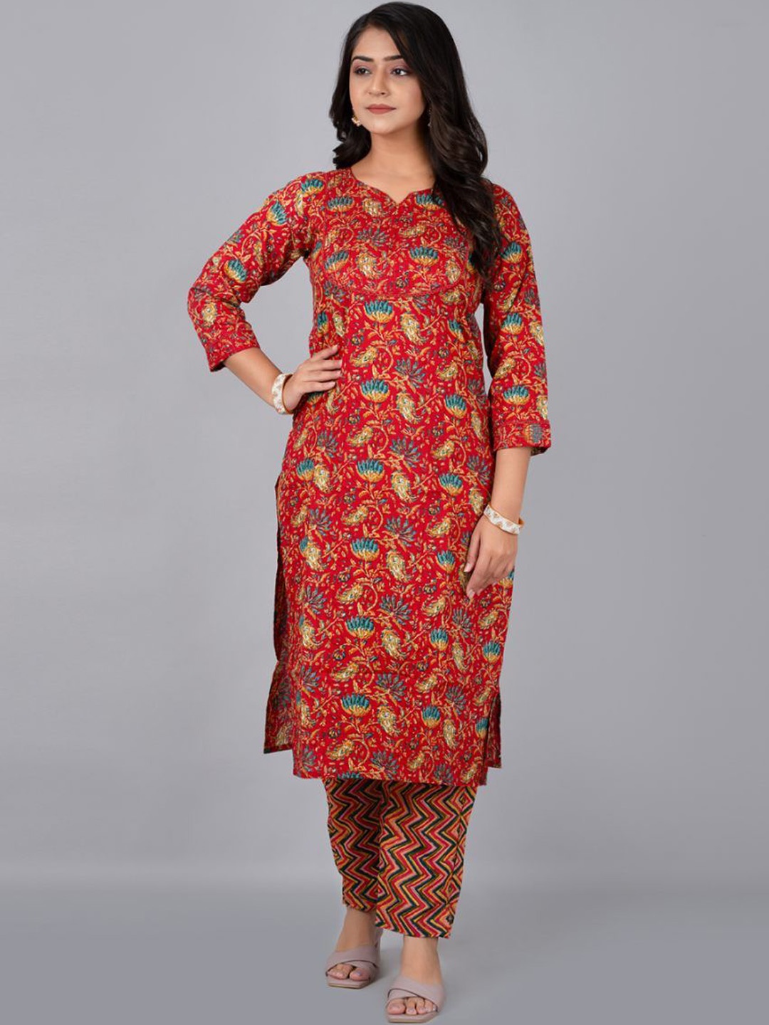 

Fashion Petals Women Printed Regular Kurta, Red