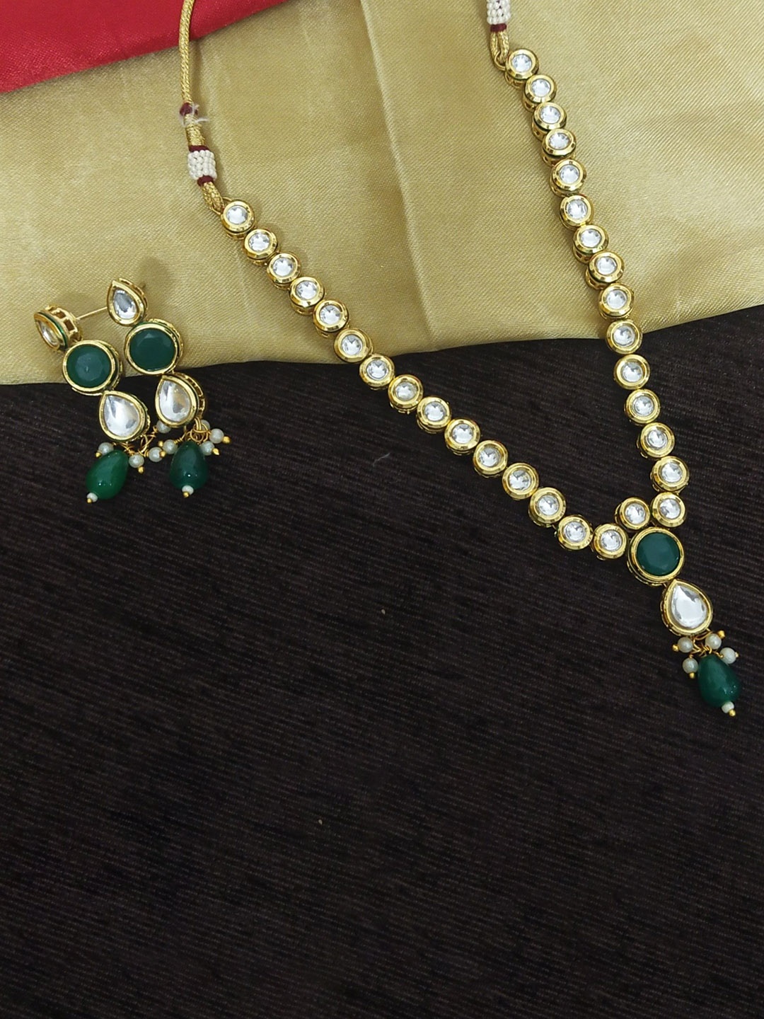 

Knigght Angel Jewels Gold-Plated Kundan-Studded Jewellery Set, Green