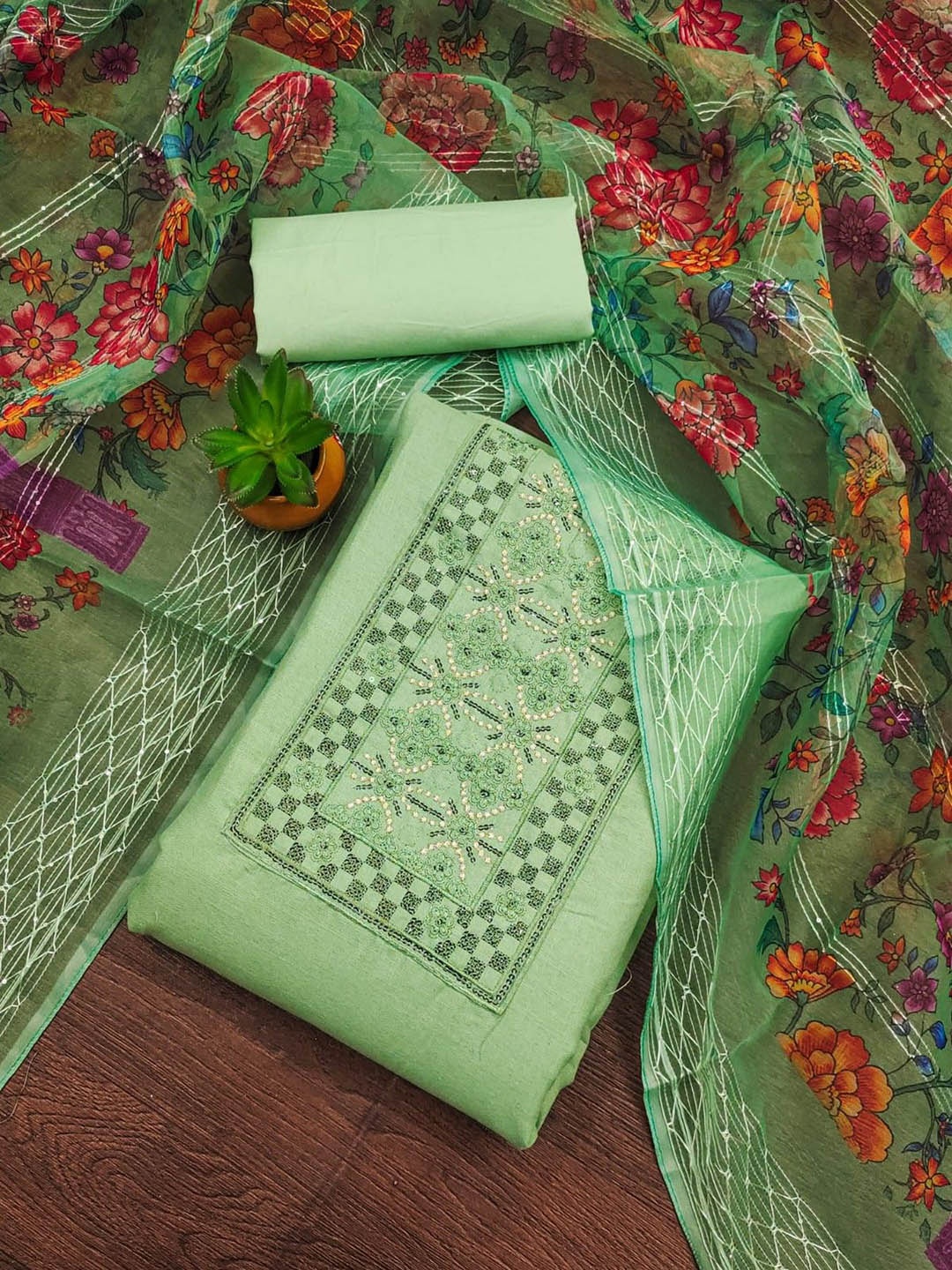

ZEEPKART Unstitched Dress Material, Green
