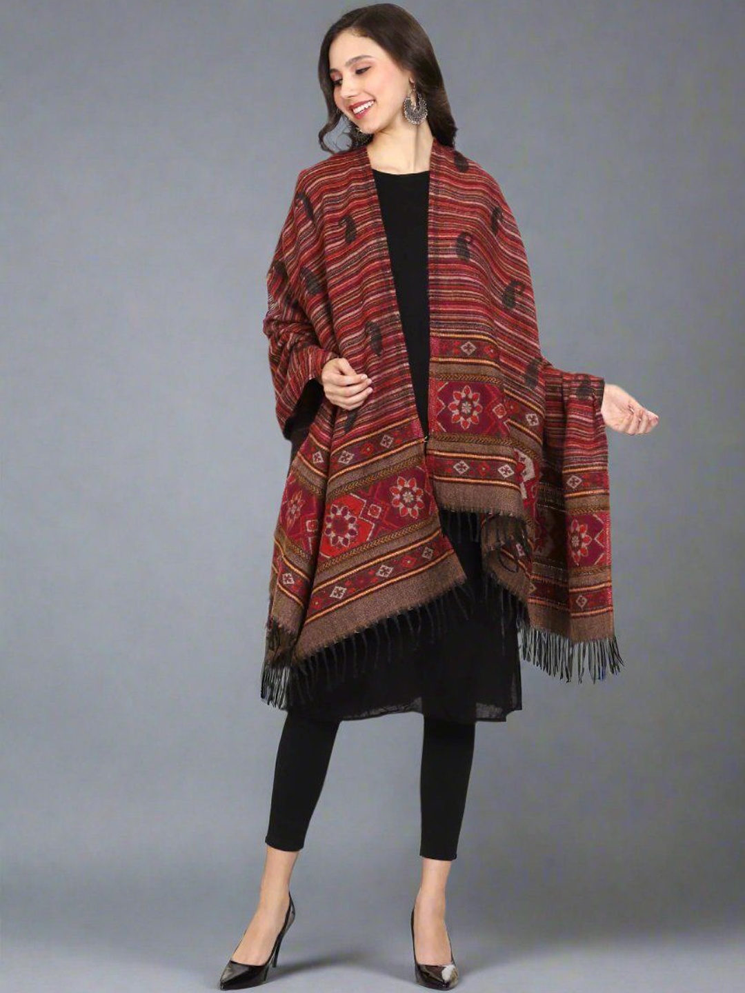 

SWI Stylish Women Paisley Woven Design Shawl, Maroon