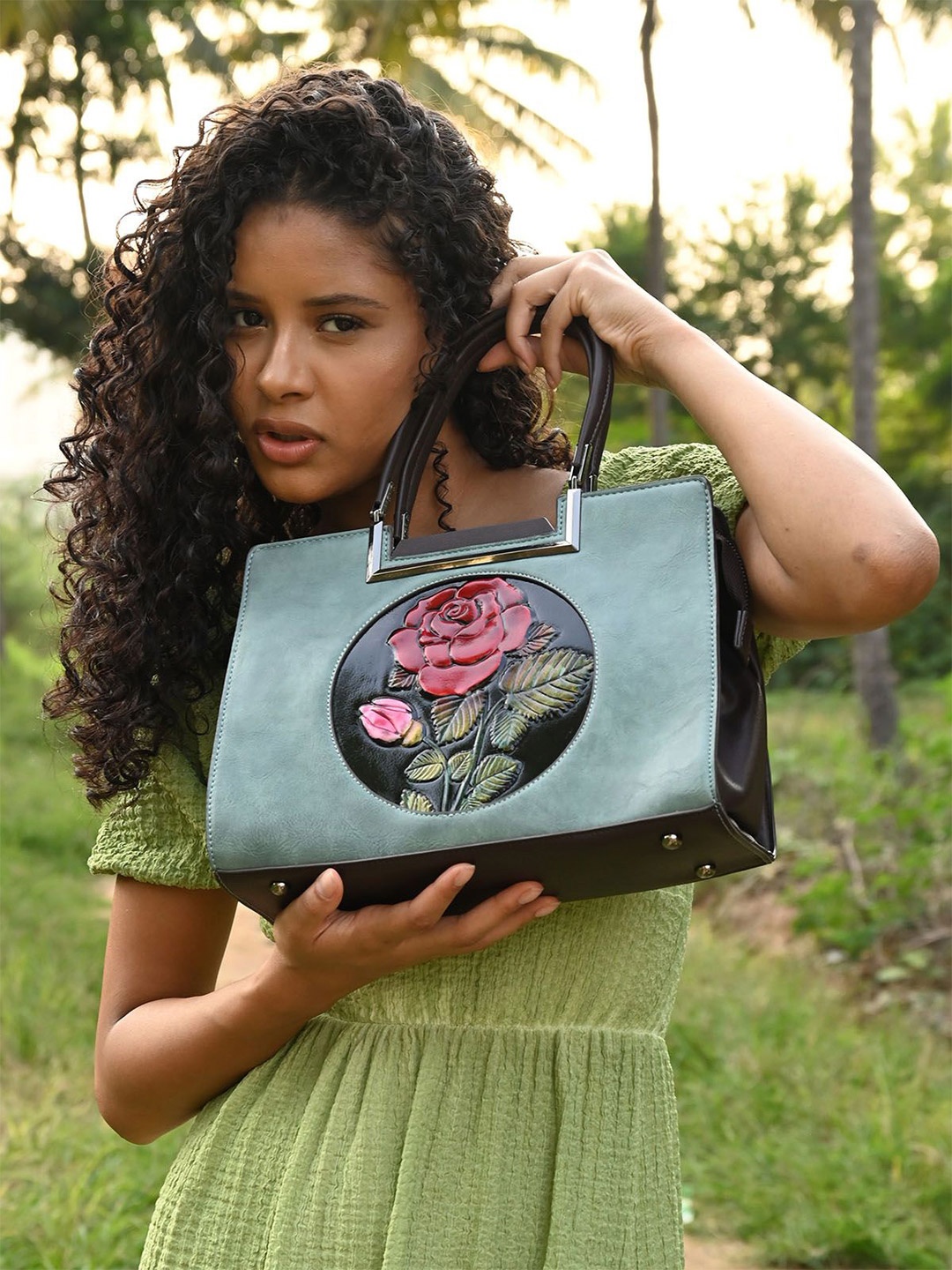 

ODETTE Structured Handheld Bag with Bow Detail, Green