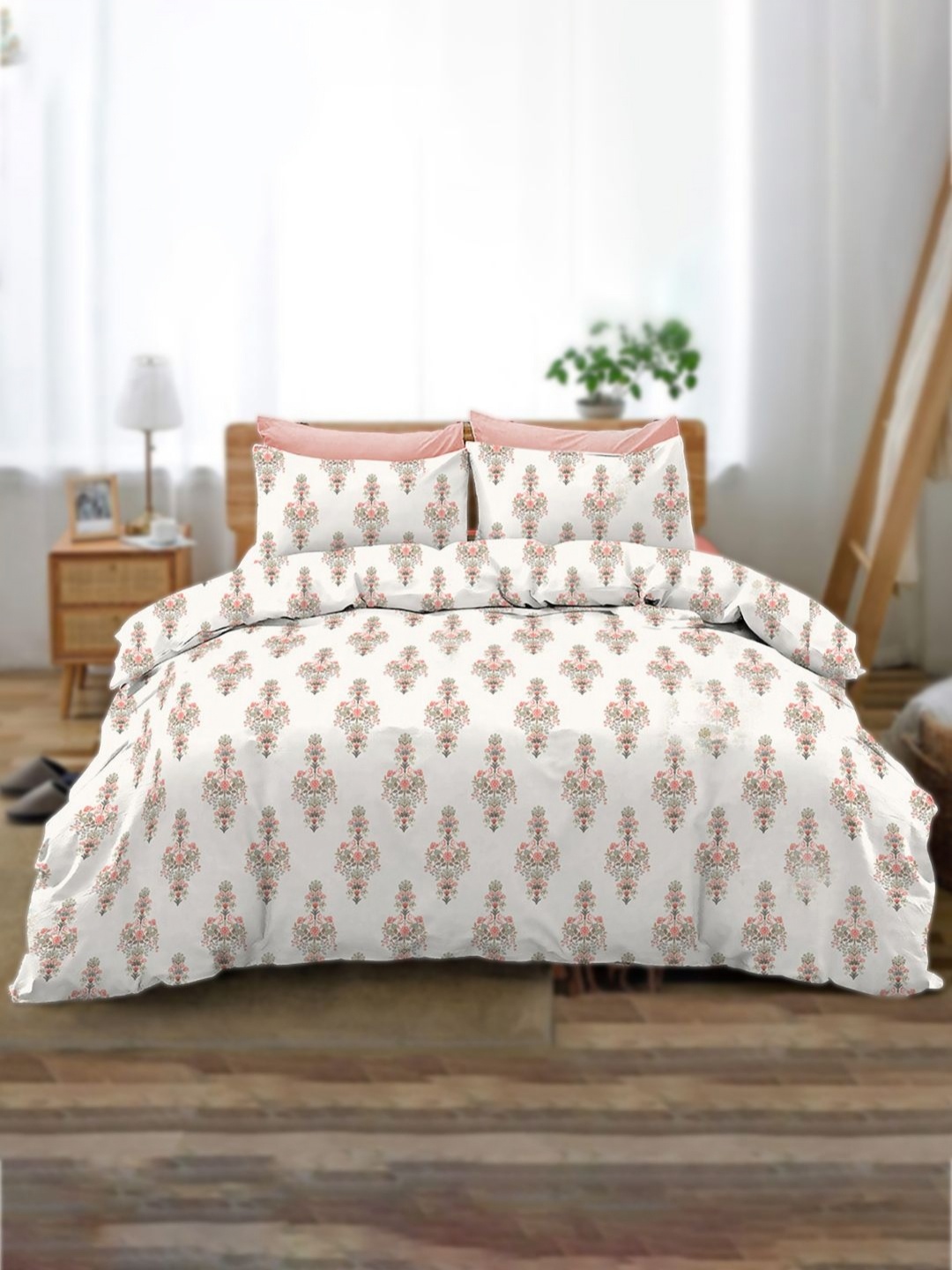

VINTANA Peach-Coloured Floral 160 TC Queen Bedsheet with 2 Pillow Covers