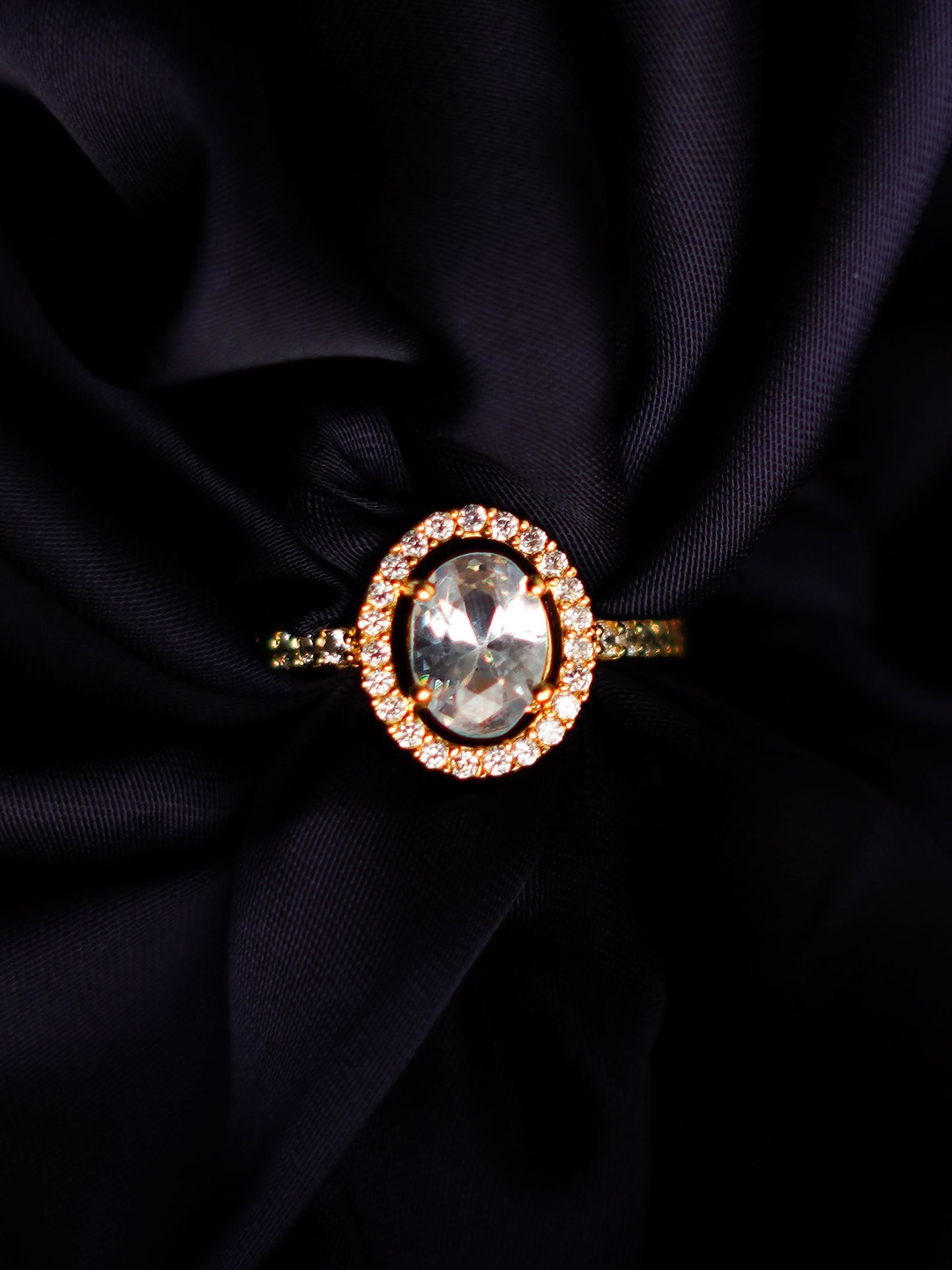 

XPNSV Gold-Plated CZ Stone-Studded Adjustable Finger Ring
