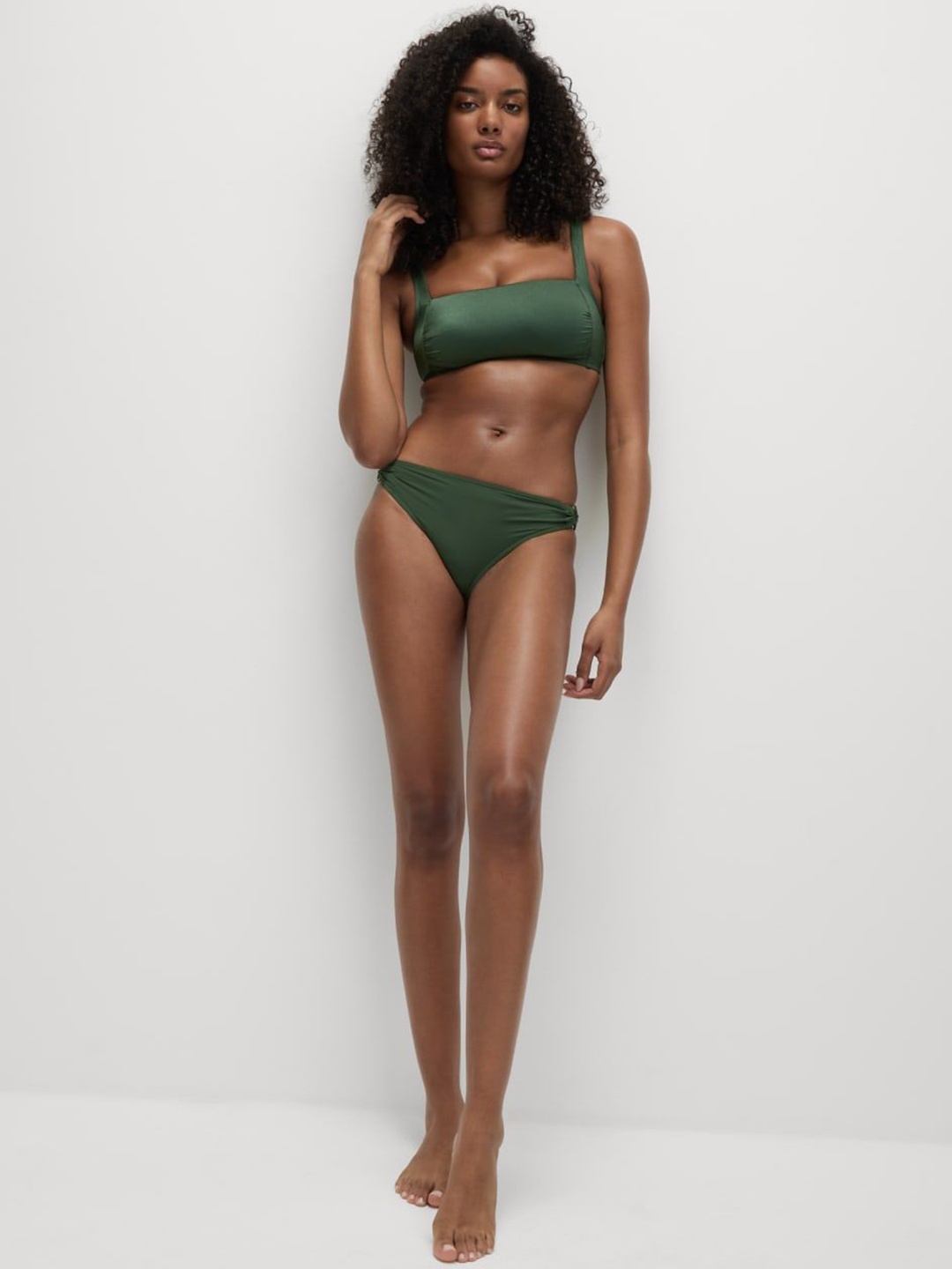 

Marks & Spencer High-rise Bikini Briefs T520047LGREEN, Green
