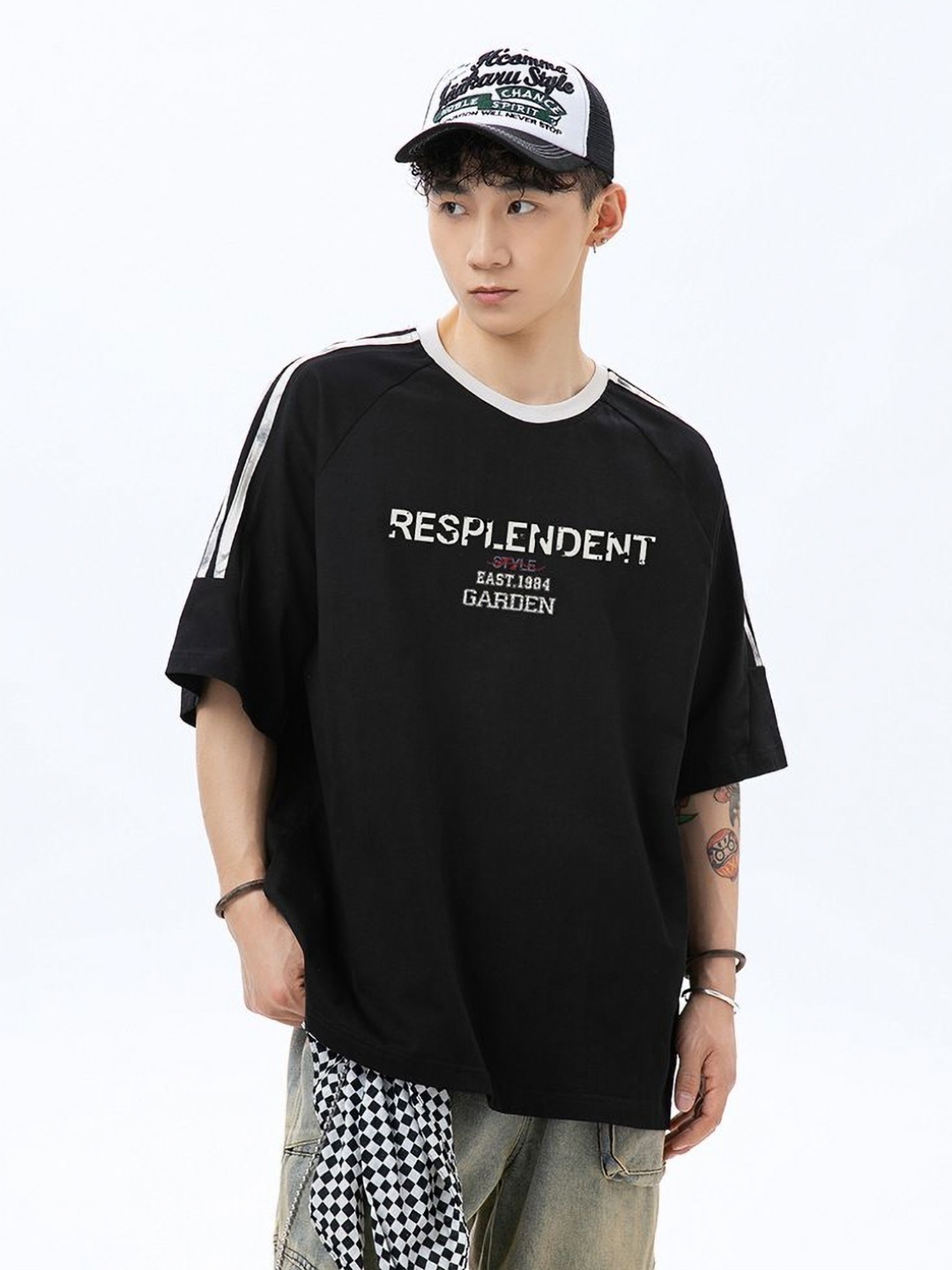 

HERE&NOW Men Printed V-Neck T-shirt, Black