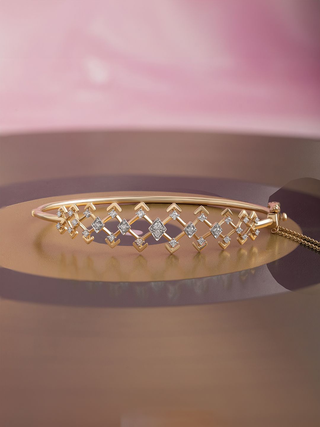 

Mia by Tanishq 14KT Yellow Gold Bangle Diamond