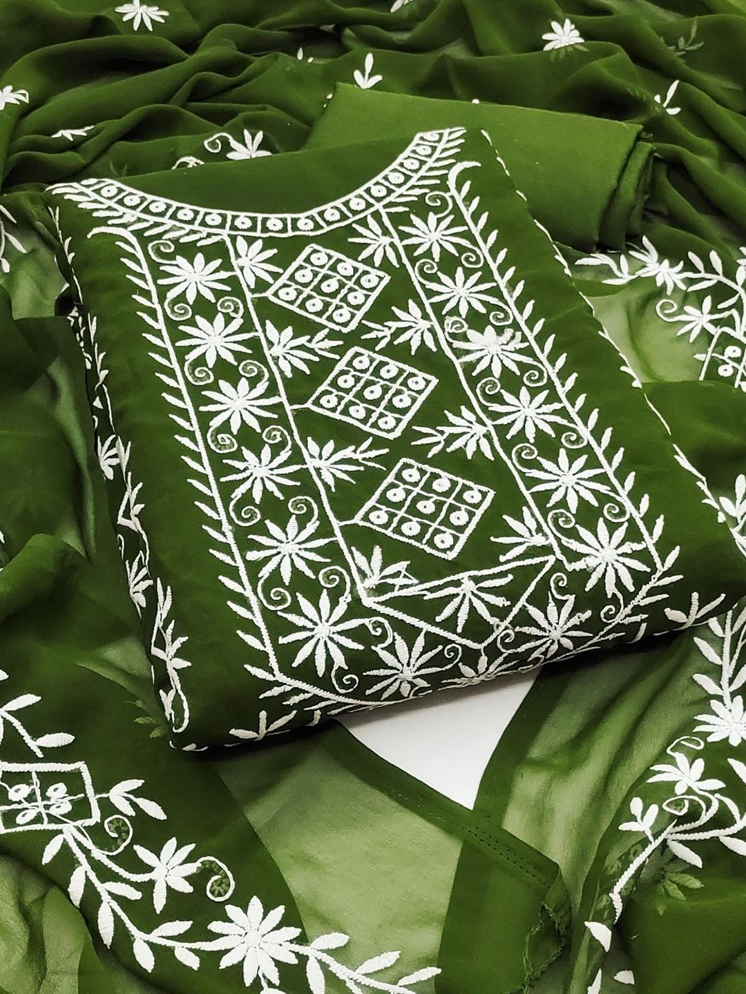 

ZEEPKART Silk Georgette Unstitched Dress Material, Green