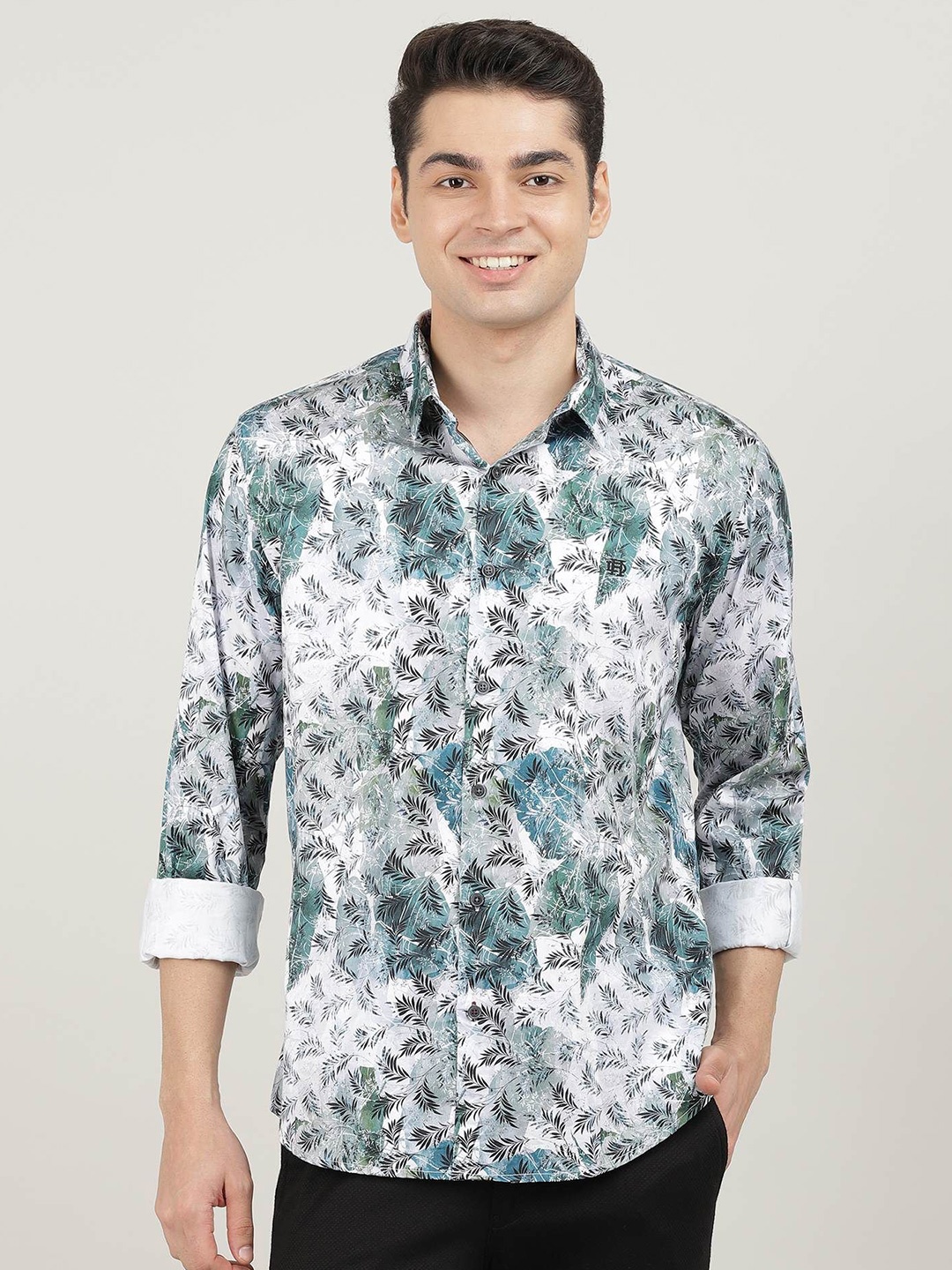 

DRAGON HILL Men Classic Slim Fit Opaque Printed Casual Shirt, Sea green