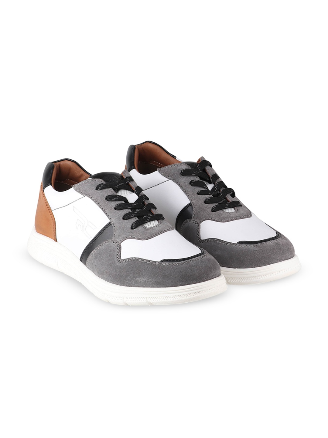 

Red Chief Men Colourblocked Leather Sneakers, Grey