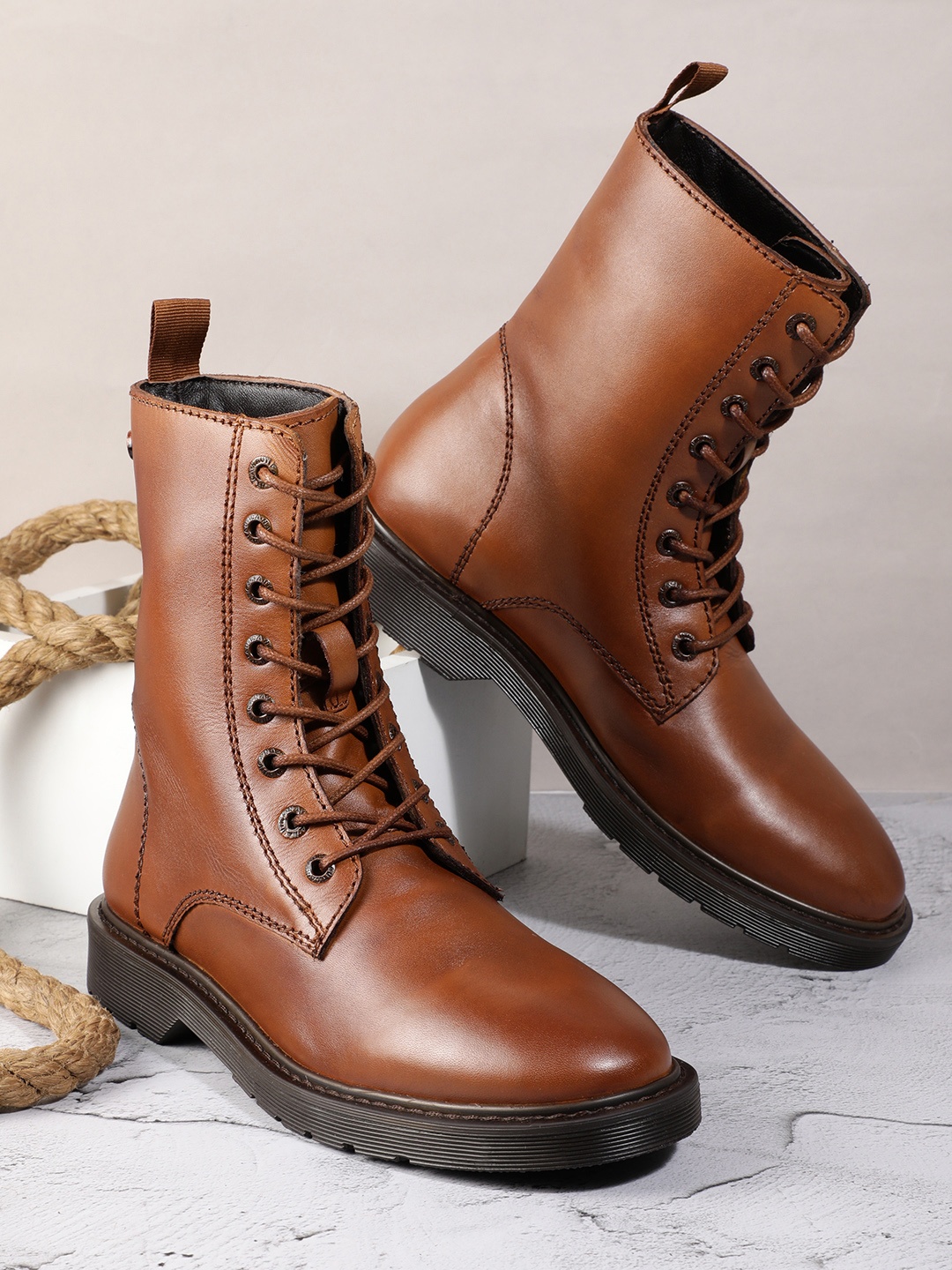 

Nautica Women Lace-Ups Mid-Top Boots, Brown