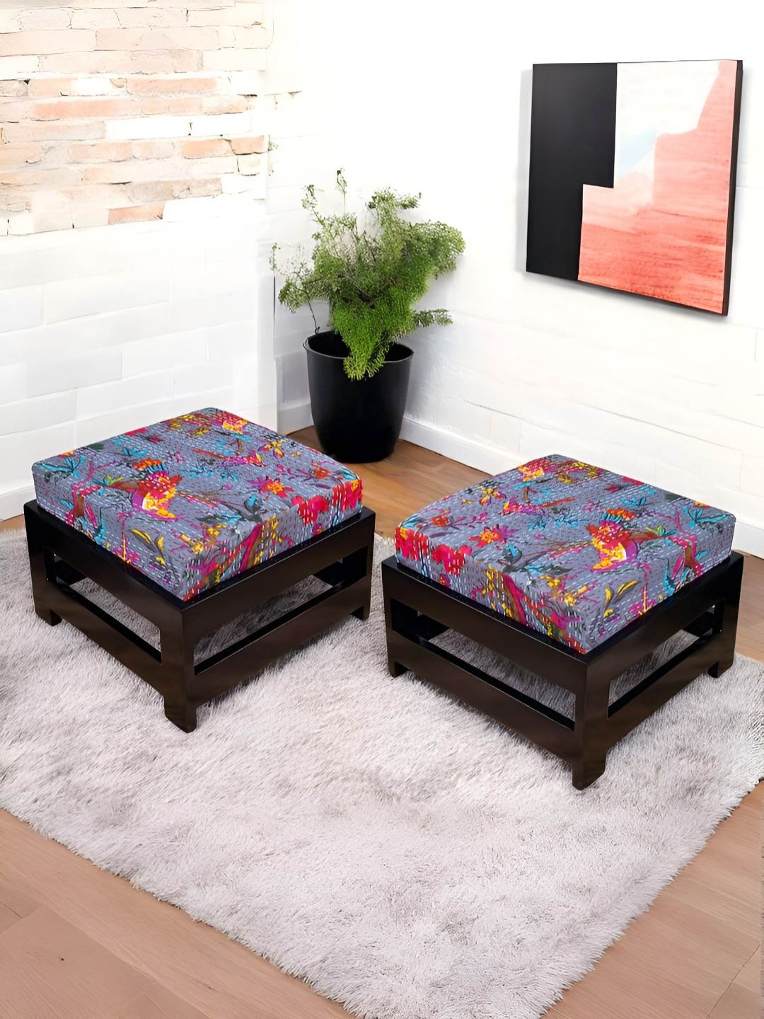 

Ikiriya 2Pcs Grey & Black Printed Wooden Stools