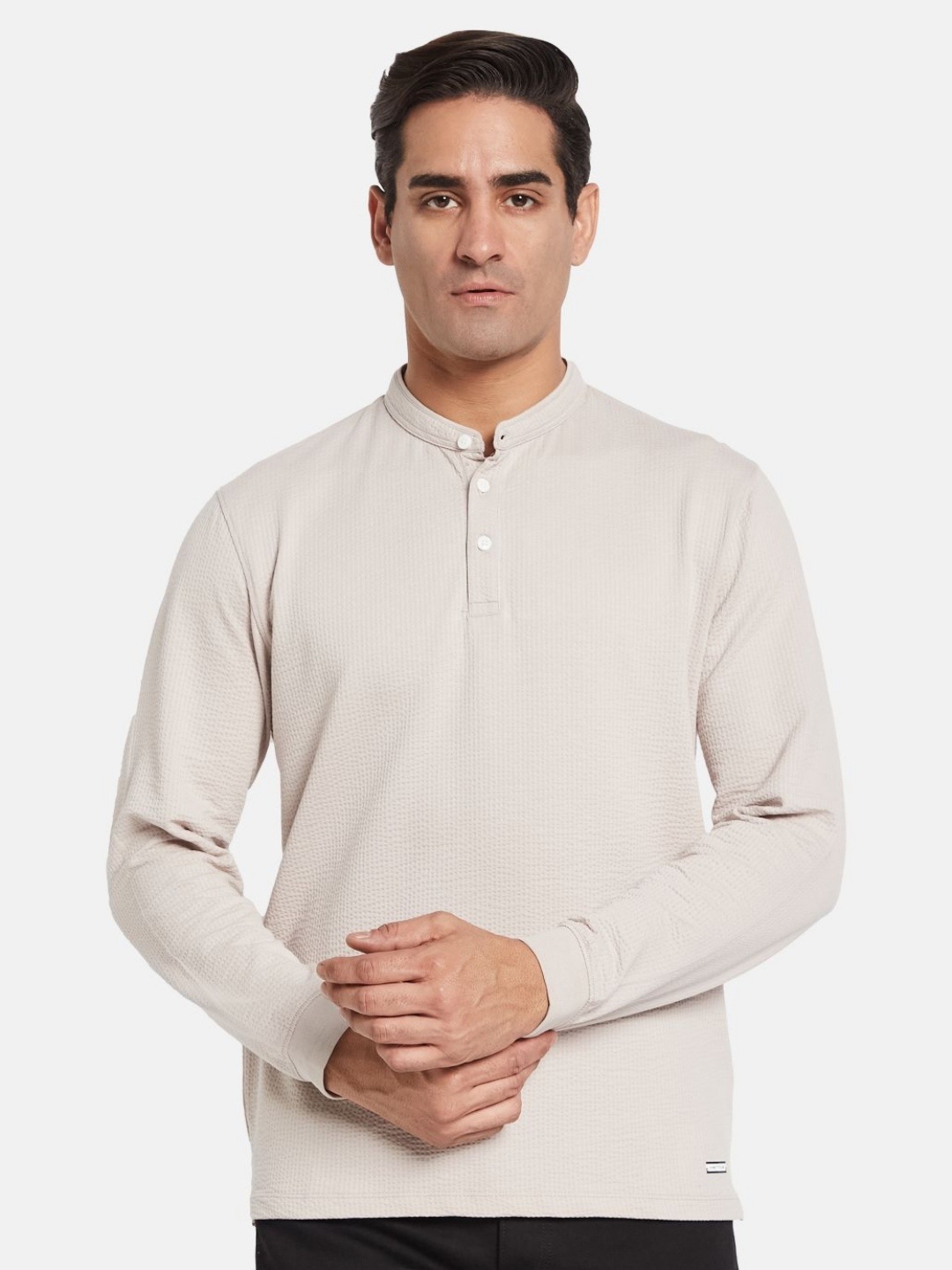 

METTLE Men Mandarin Collar T-shirt, Beige